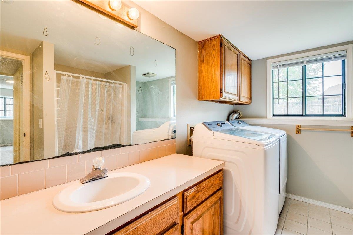 3744 N Rushwood Ct, Wichita, Kansas image 27