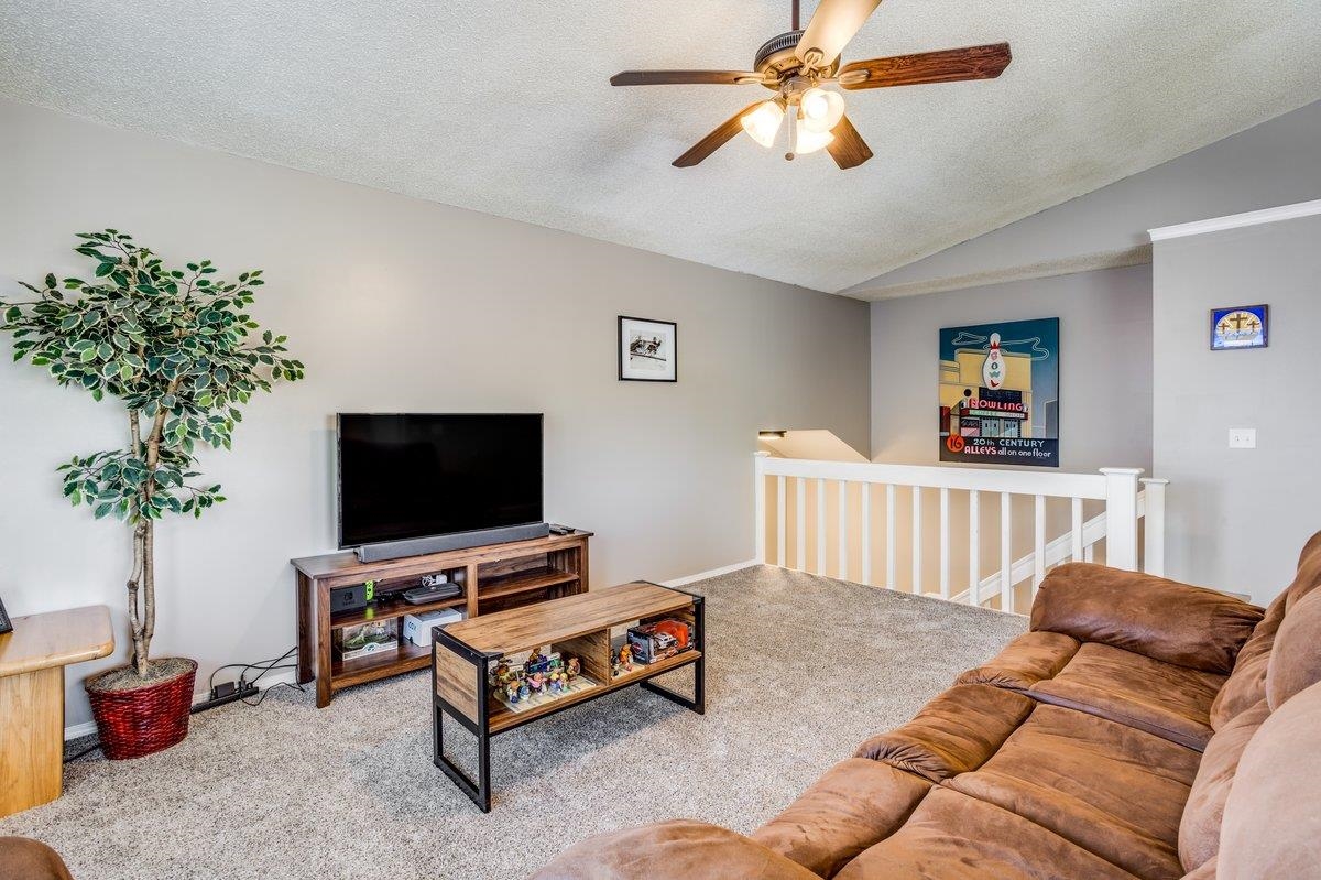 3744 N Rushwood Ct, Wichita, Kansas image 7