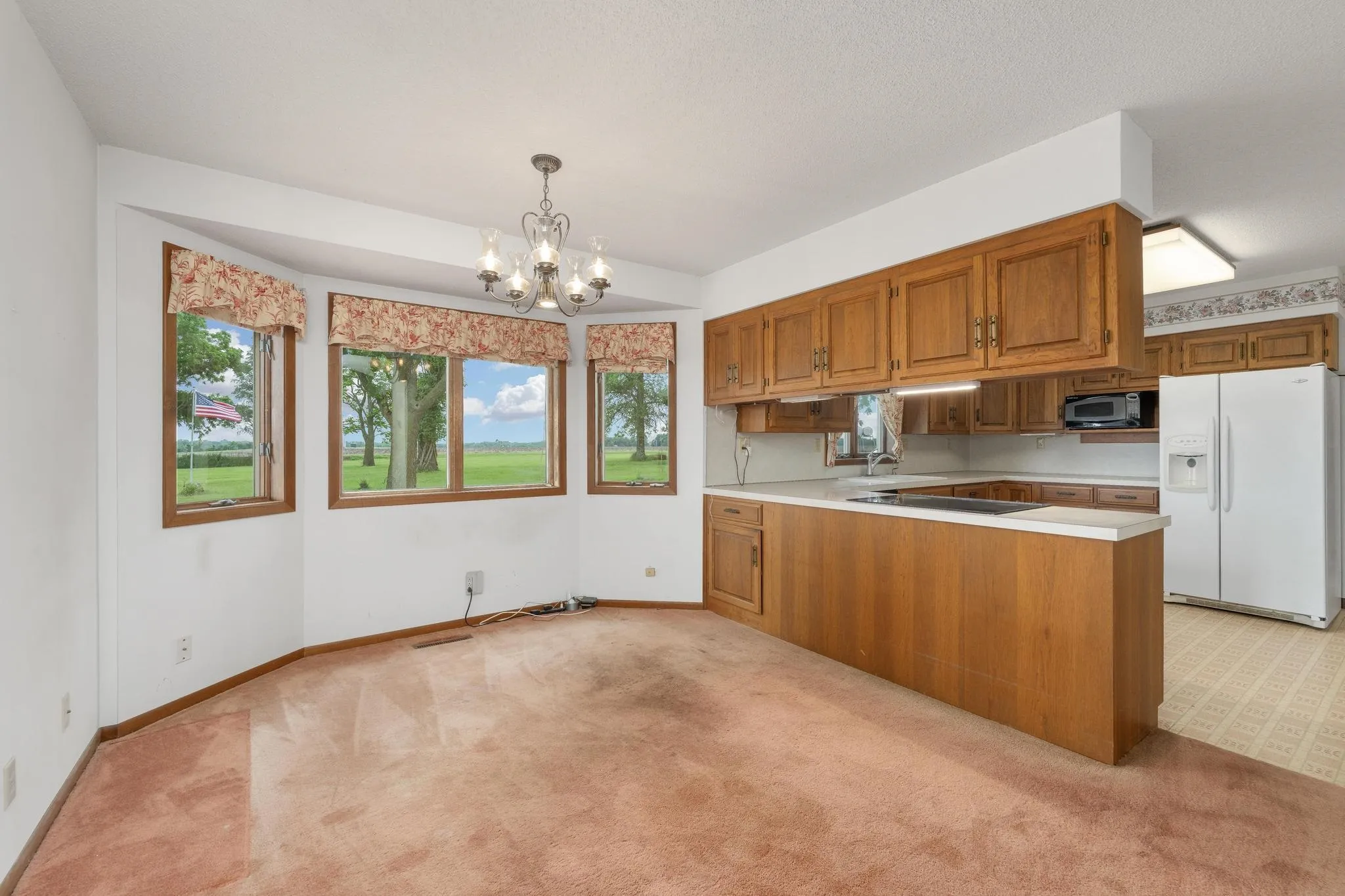 Geuda Springs, Kansas 67051, United States, 4 Bedrooms Bedrooms, ,2 BathroomsBathrooms,Residential,Active,146702