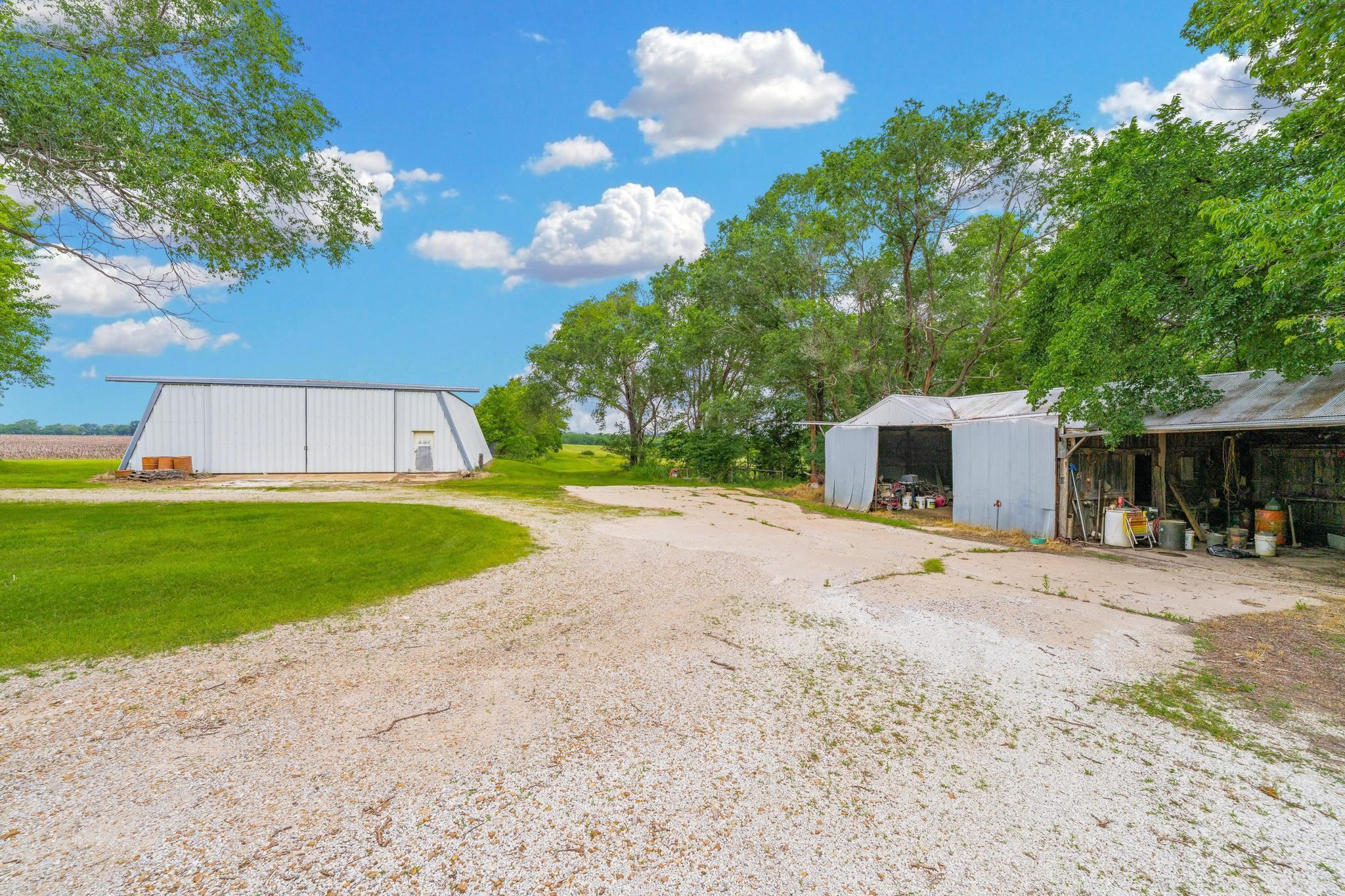 875 S Geuda Springs Rd, Geuda Springs, Kansas image 29