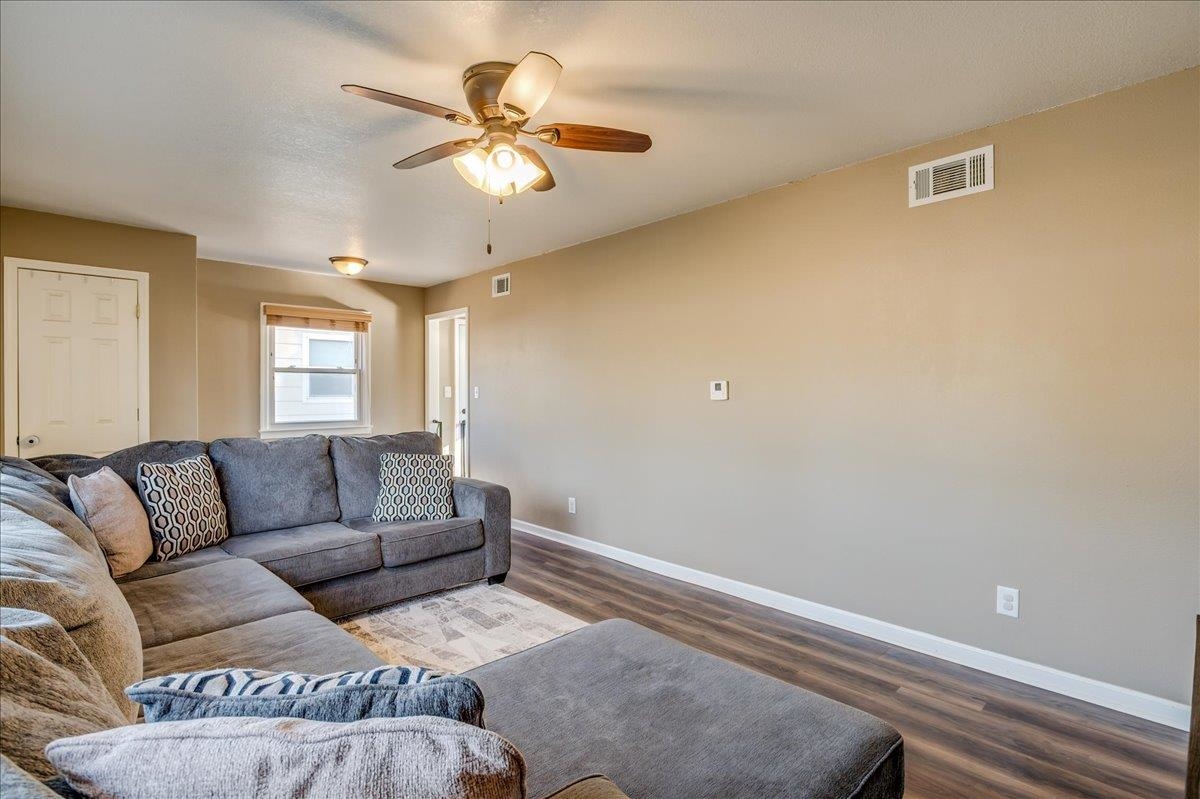 942 N Westview Dr, Derby, Kansas image 8