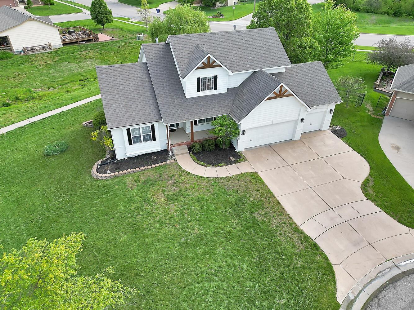 1920 N Remington Court, Andover, Virginia image 2