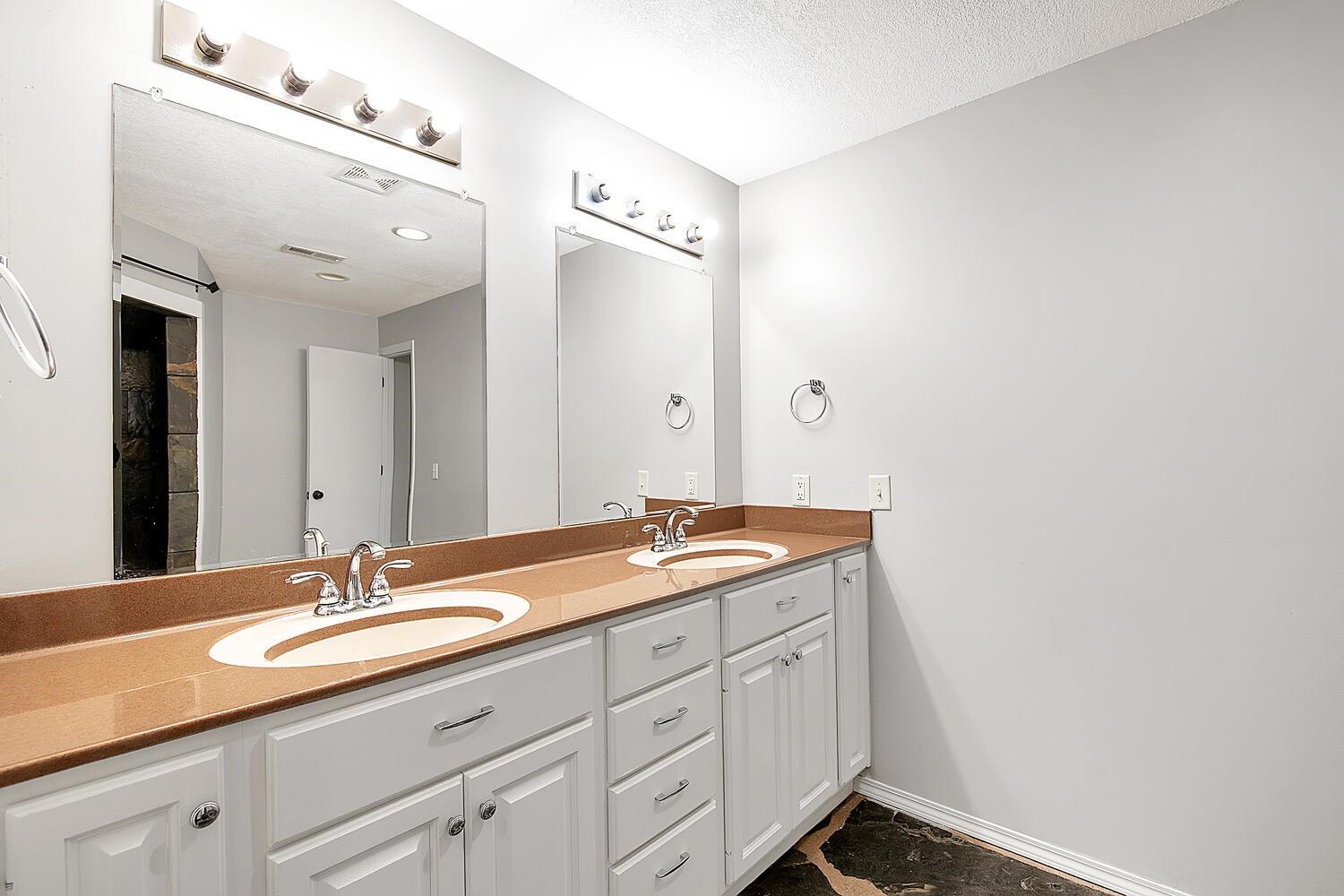1920 N Remington Court, Andover, Virginia image 30