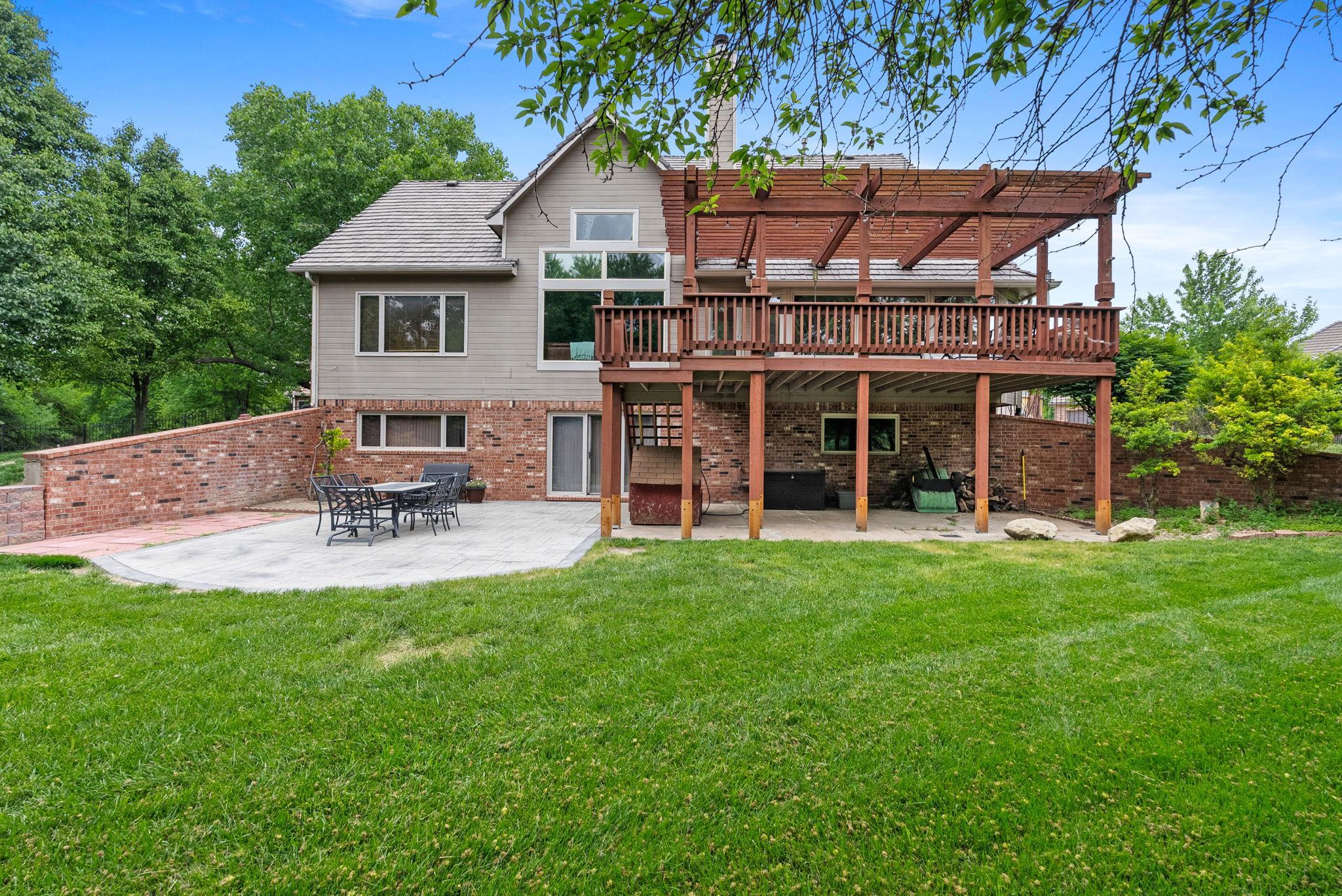 2801 N Fox Pointe Cir, Wichita, Kansas image 29