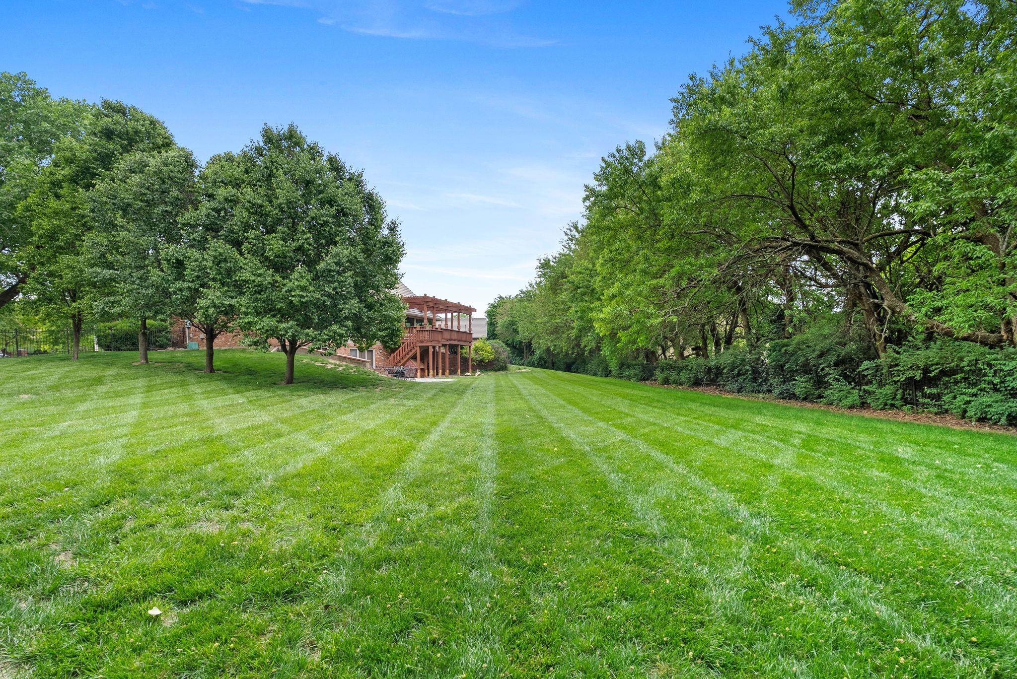 2801 N Fox Pointe Cir, Wichita, Kansas image 31