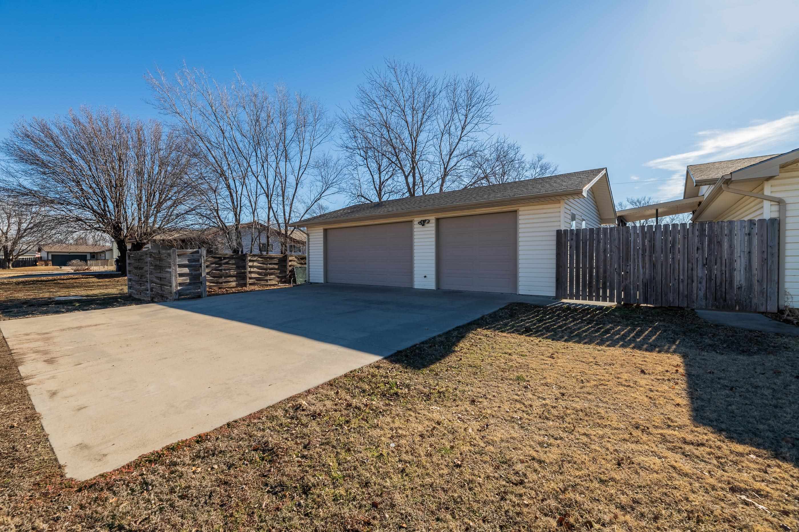 734 W Mona St, Wichita, Kansas image 35