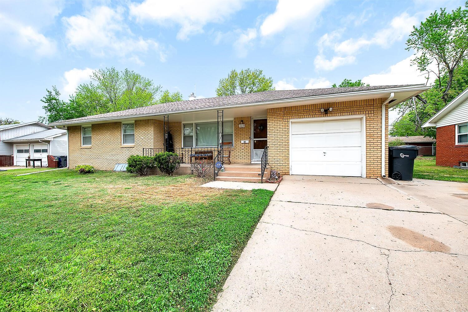 309 Alice Ave, Newton, Kansas image 11