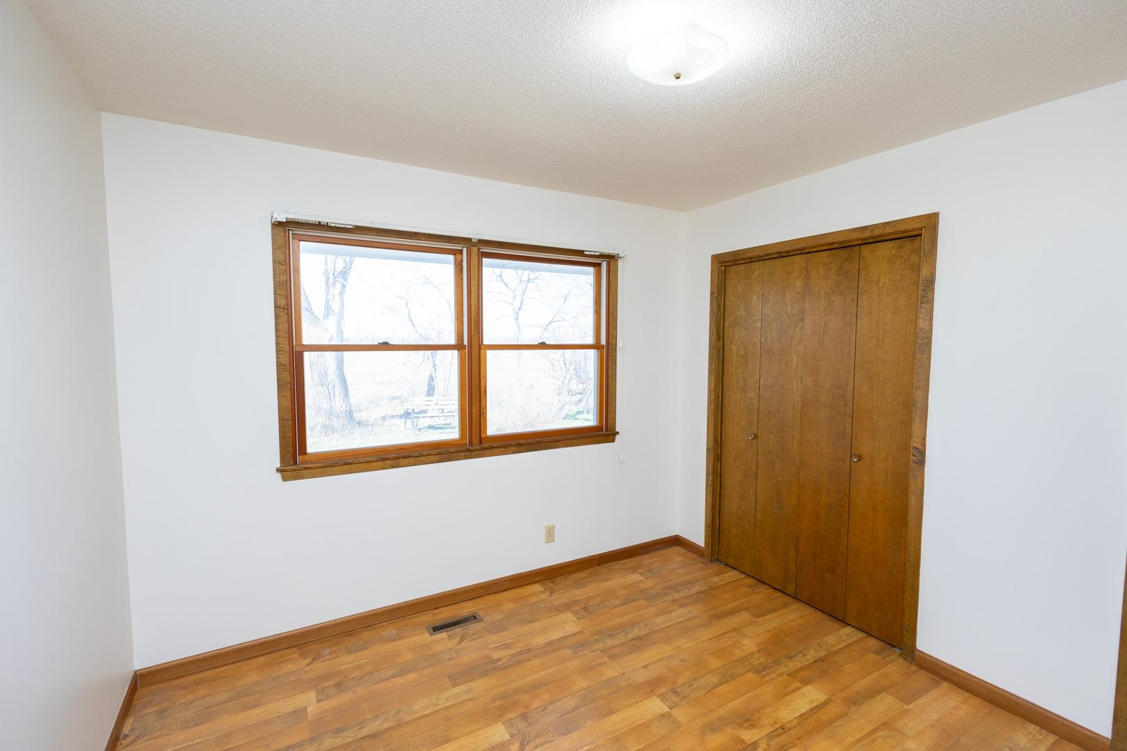 5226 SW 48th St, Newton, Kansas image 12