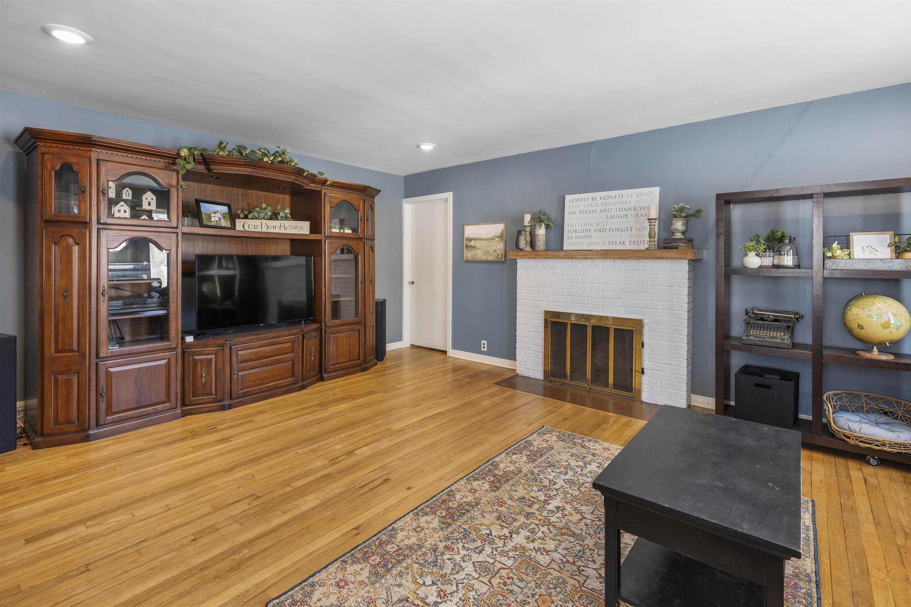 428 College St, Halstead, Kansas image 5