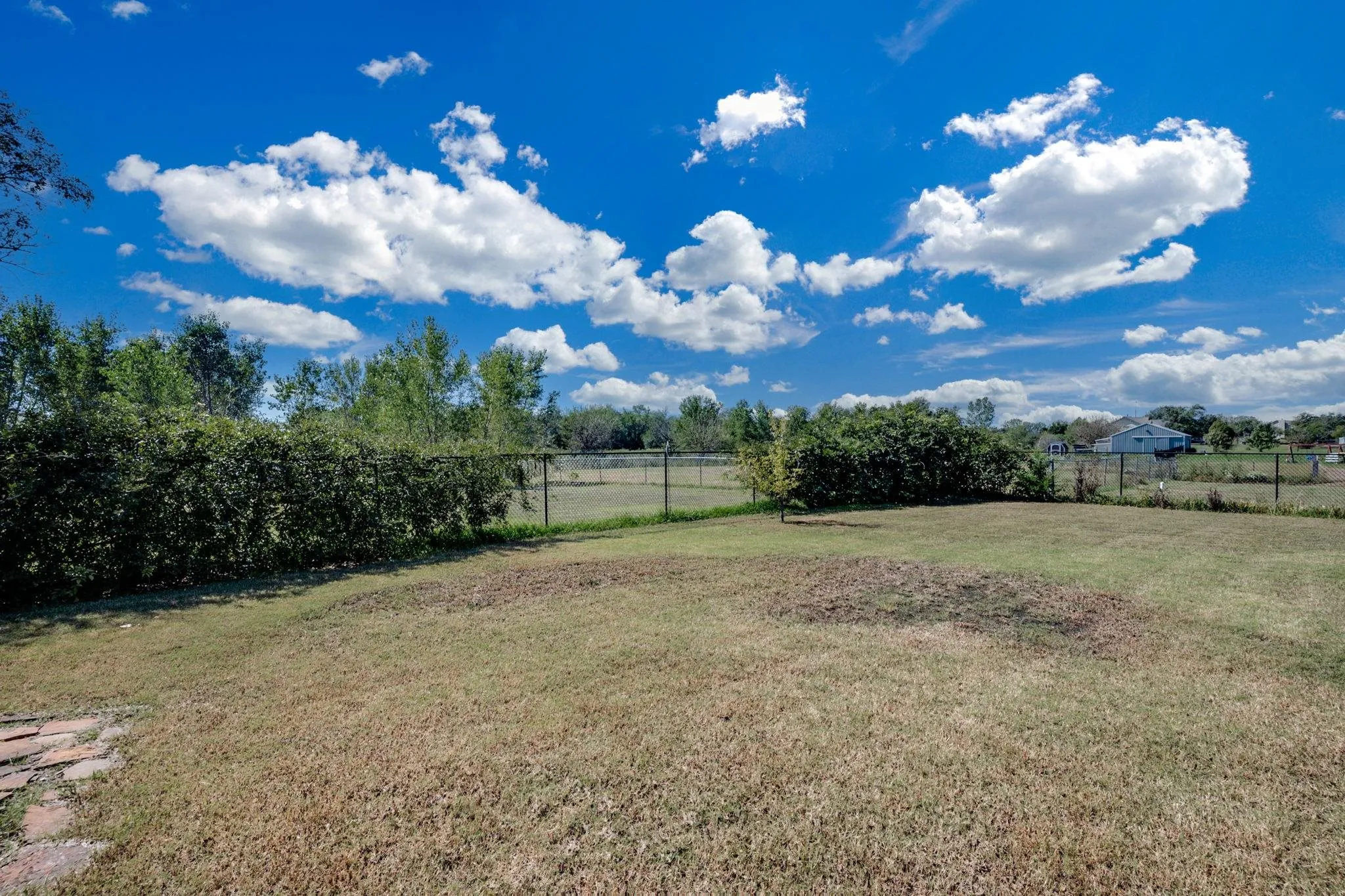 Wichita, Kansas 67210, United States, 3 Bedrooms Bedrooms, ,3 BathroomsBathrooms,Residential,Active,218836