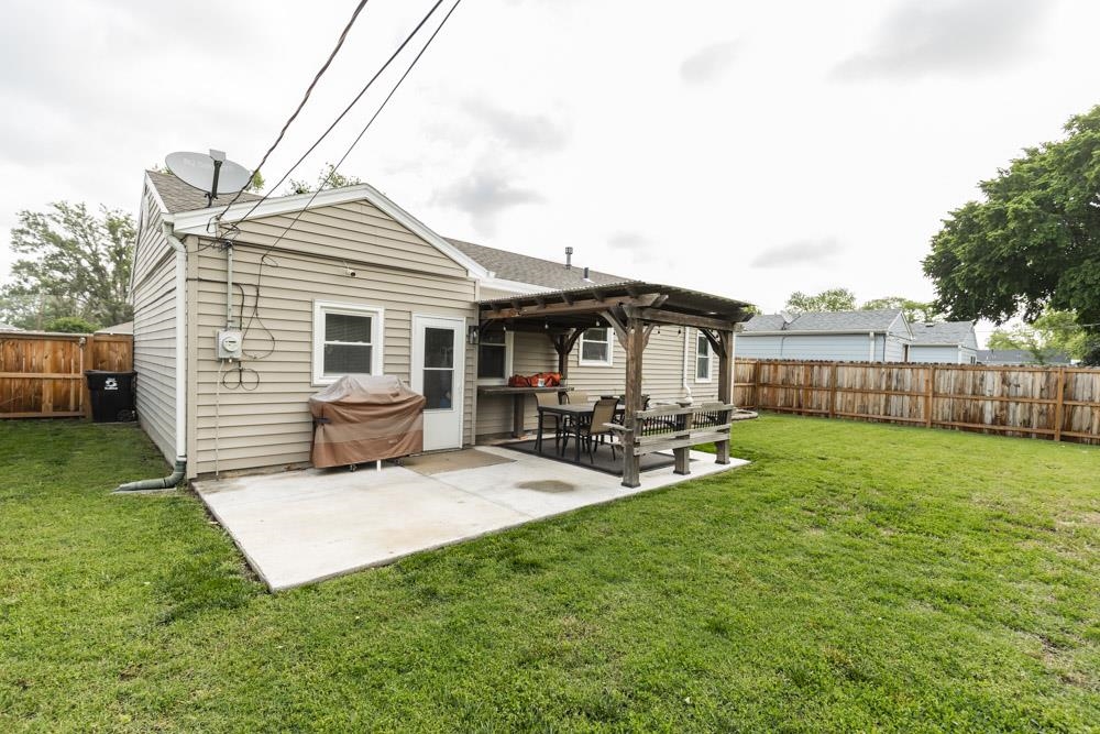 808 E Ellsworth Ave, Salina, Kansas image 20