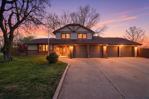 Townhouse For Sale - 1 Valley View Dr<br/> Goddard, KS 67052