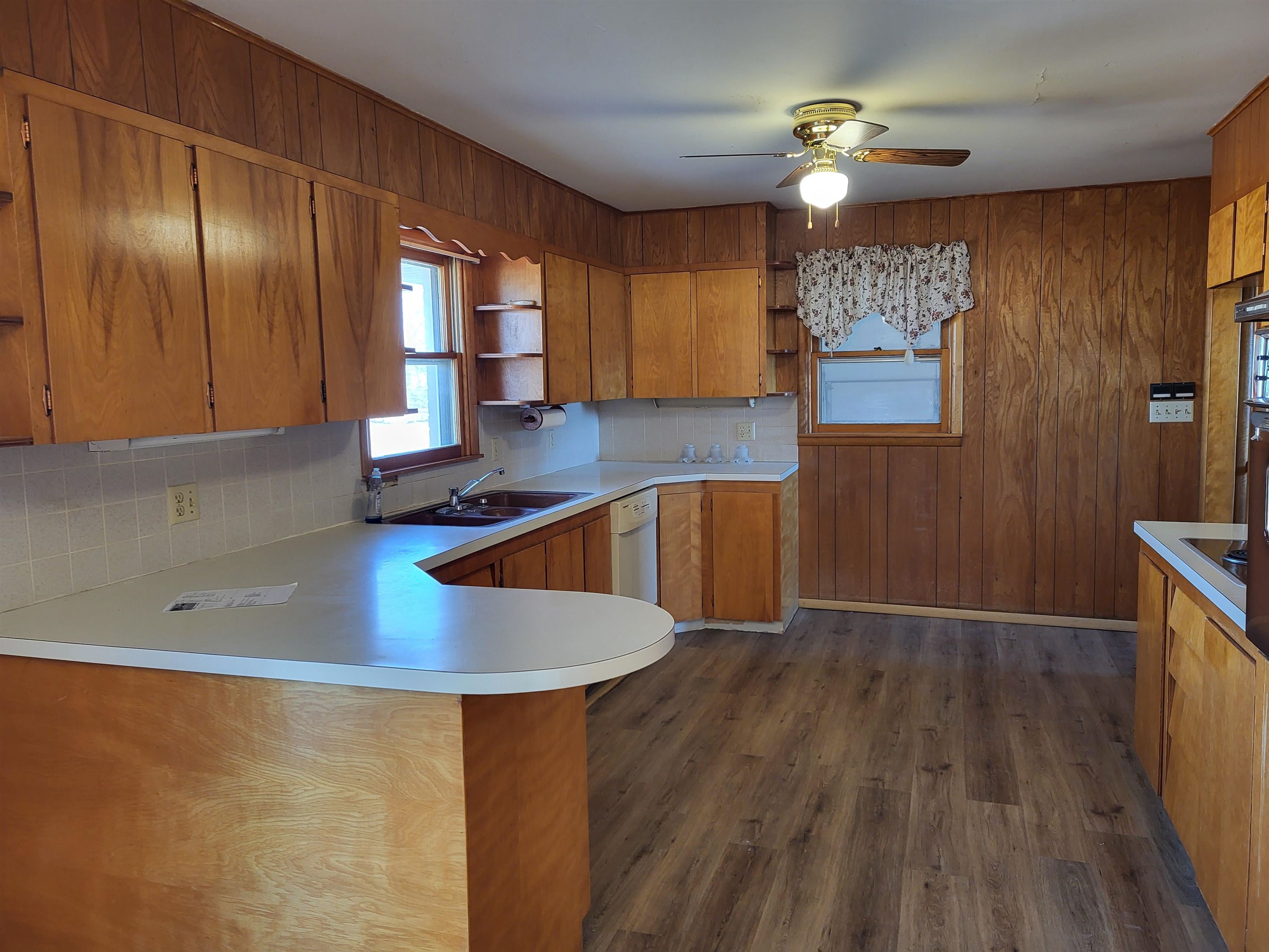 500 W 13th St, Eureka, Kansas image 5