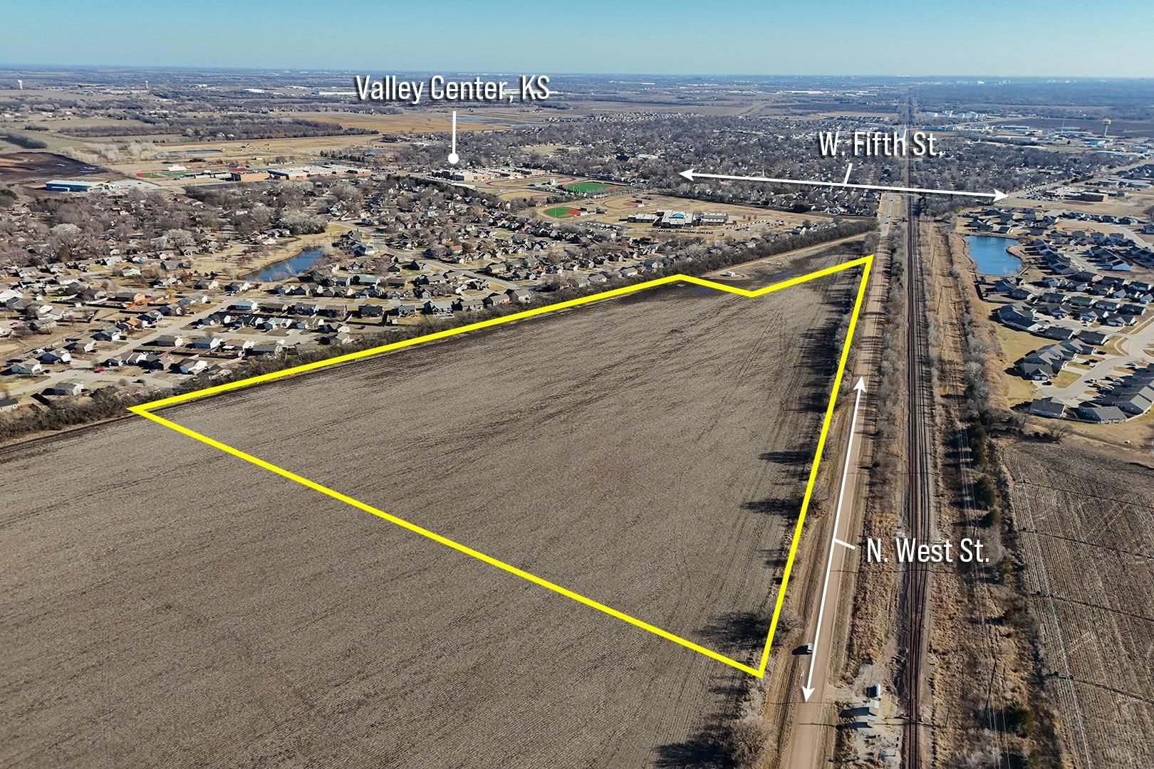 30+/- Acres On Interurban Dr, Valley Center, Kansas image 1