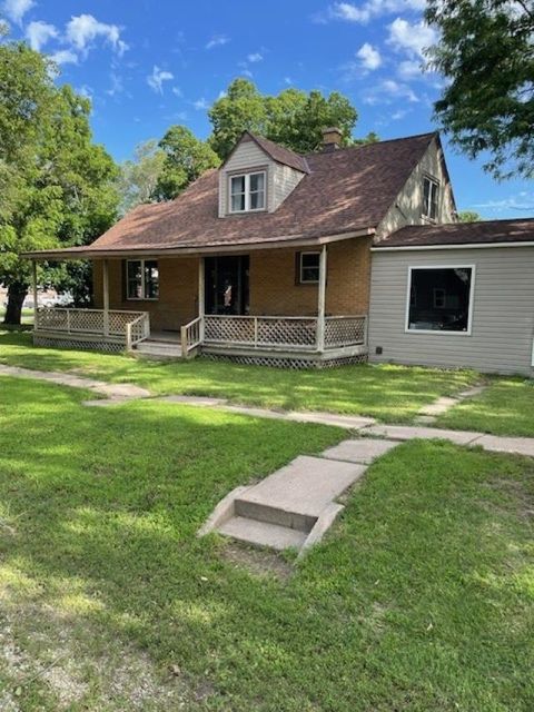 Homes For Sale - 221 S Empire St<br/> Mcpherson County, Galva, KS 67443