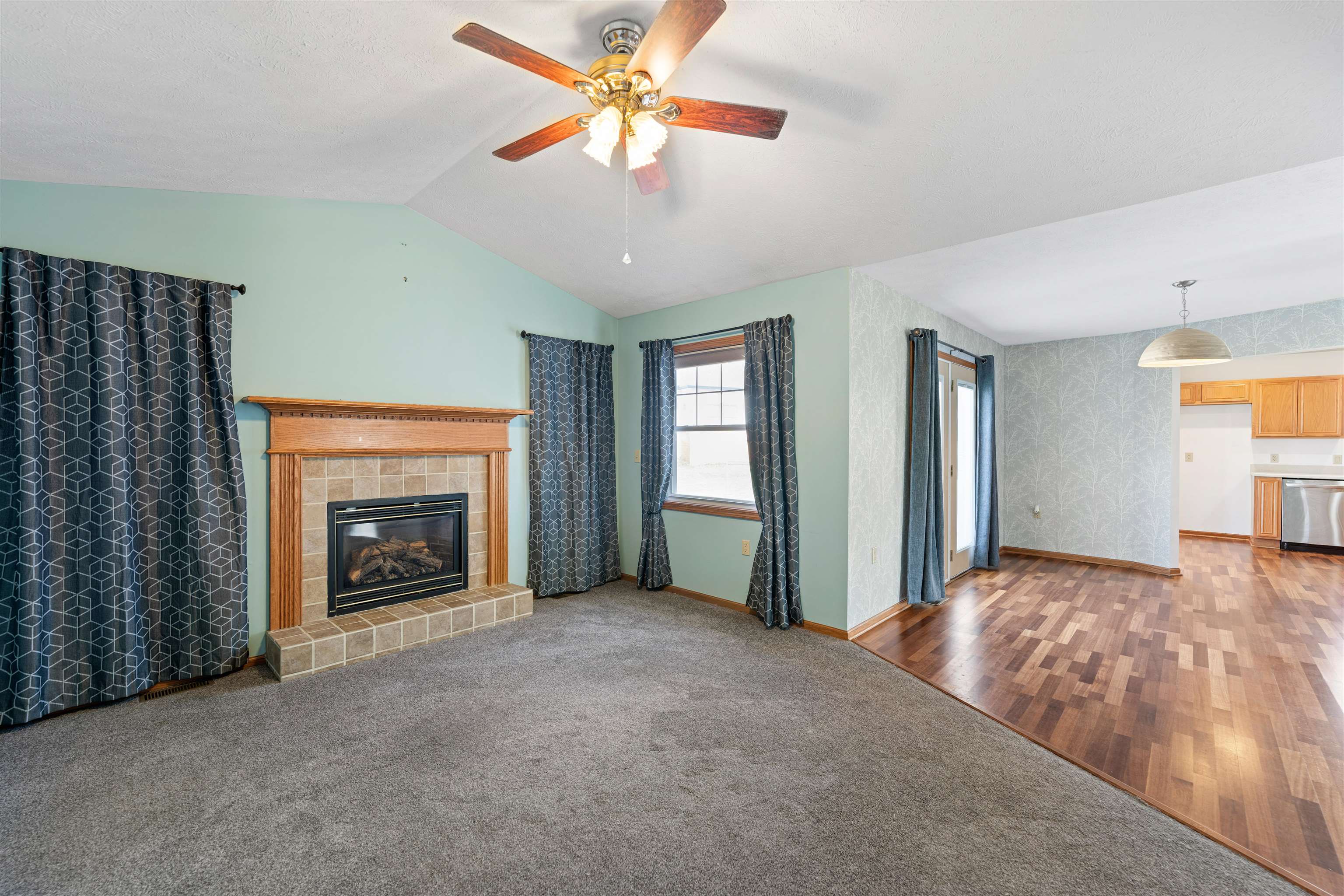 535 Westview Ct, Lindsborg, Kansas image 2