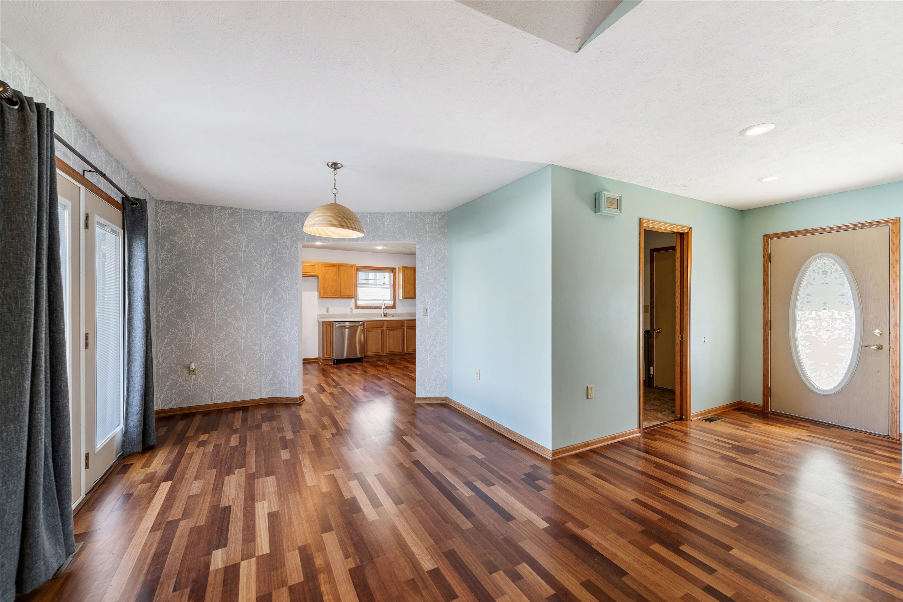 535 Westview Ct, Lindsborg, Kansas image 3