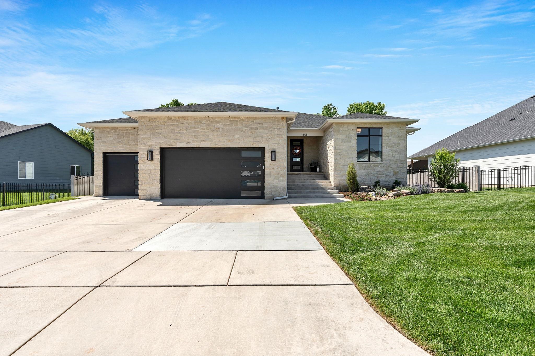1605 N Lakeside Dr, Andover, Kansas image 2