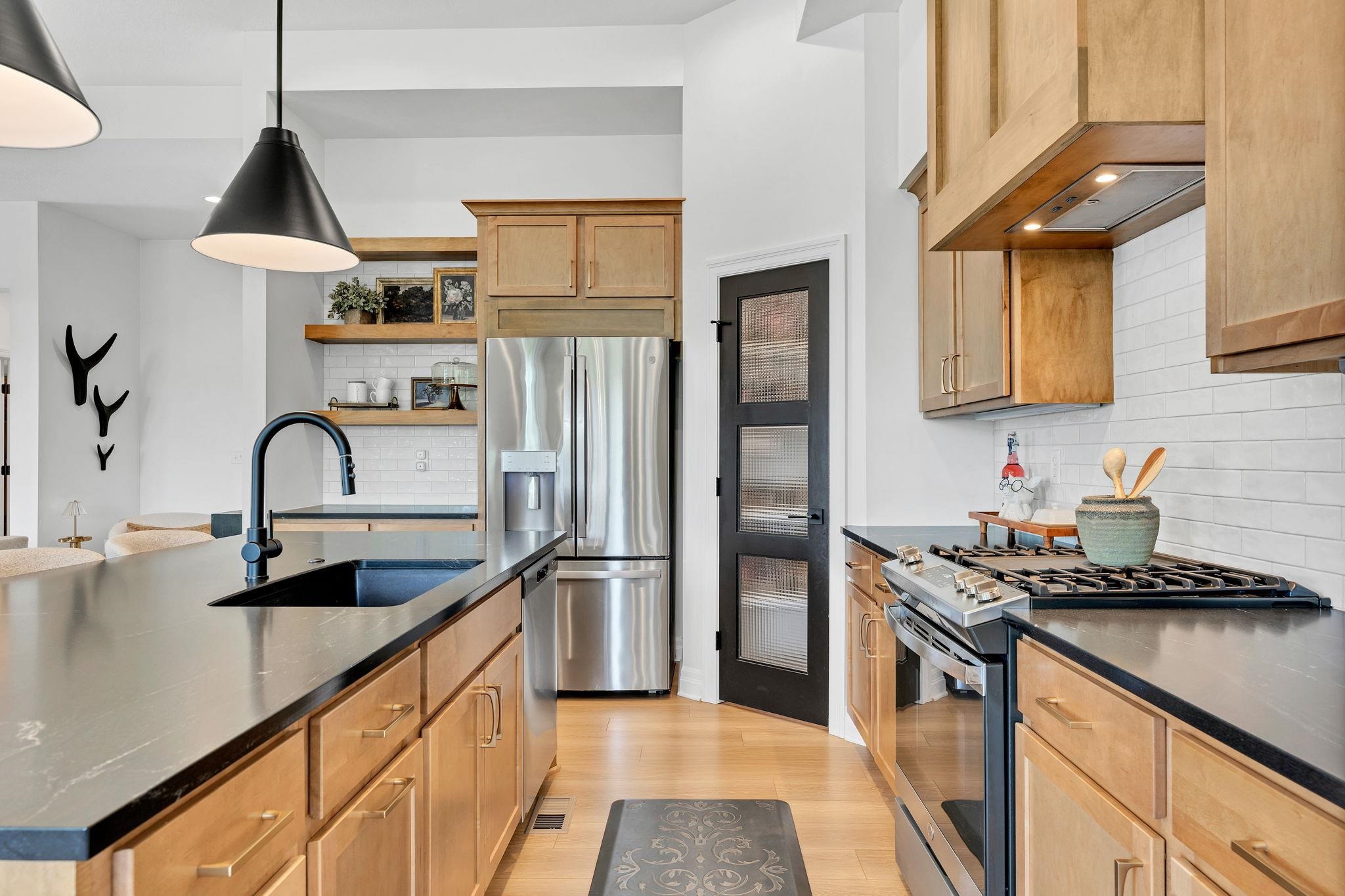 1605 N Lakeside Dr, Andover, Kansas image 11
