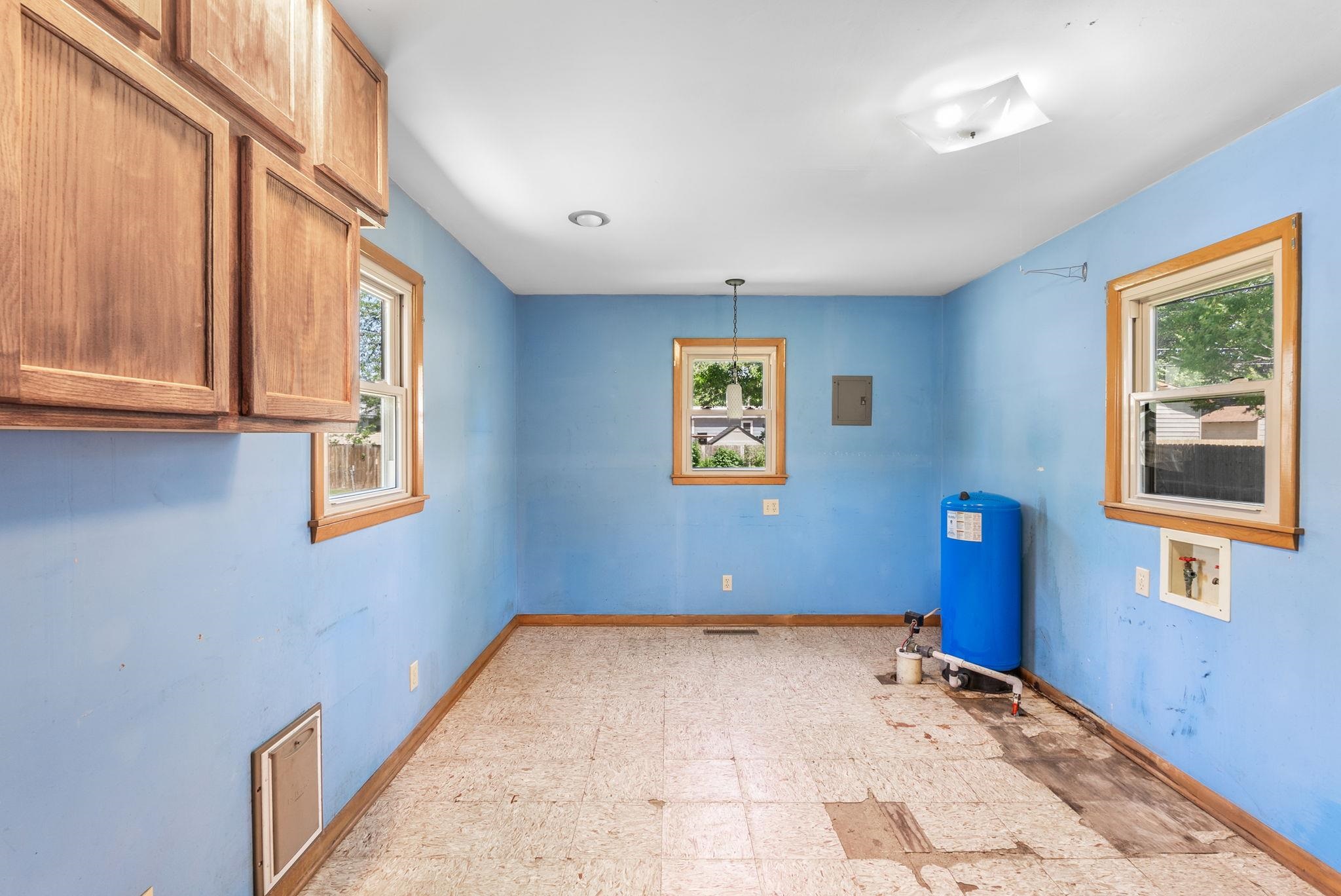 600 S Atherton Ave, Maize, Virginia image 15