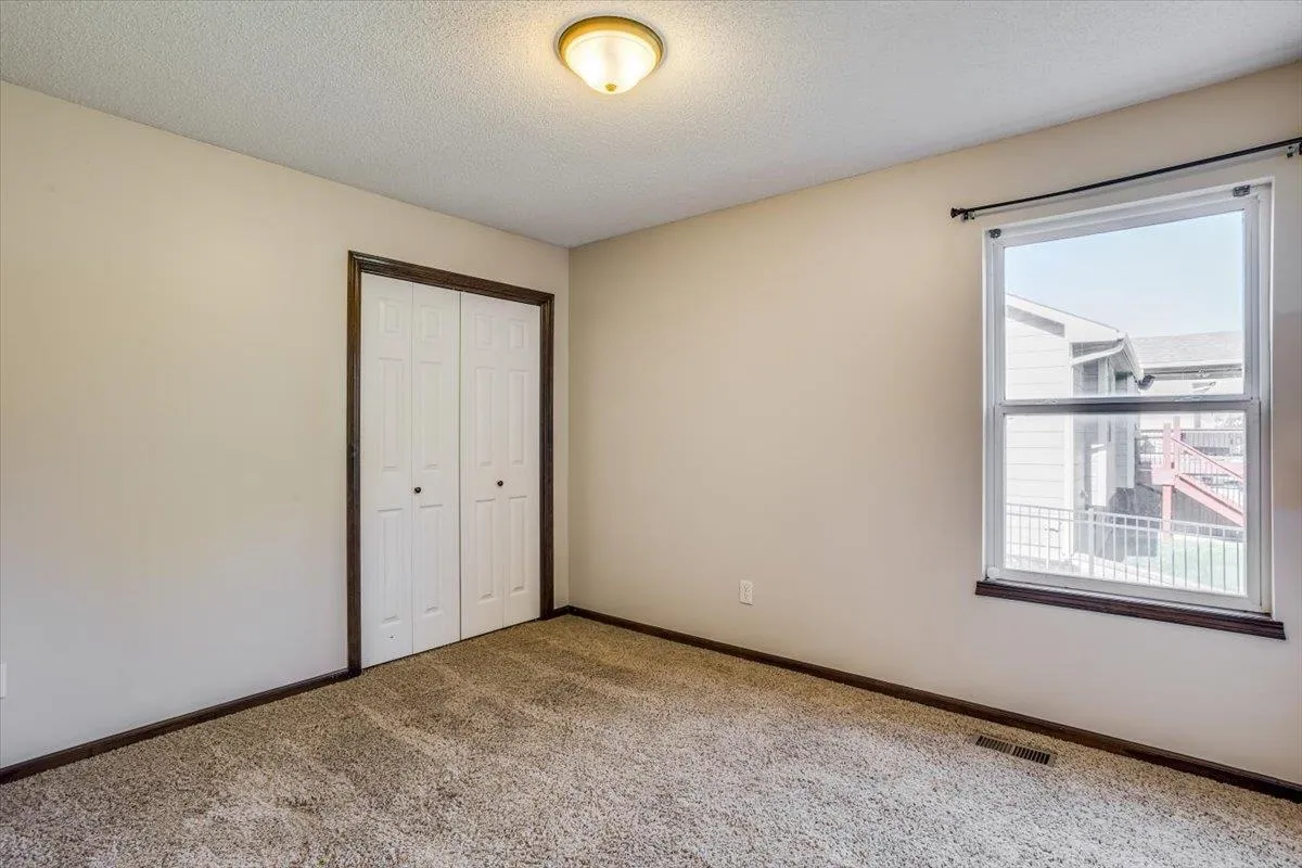 Wichita, Kansas 67226, United States, 4 Bedrooms Bedrooms, ,3 BathroomsBathrooms,Residential,Pending,130136