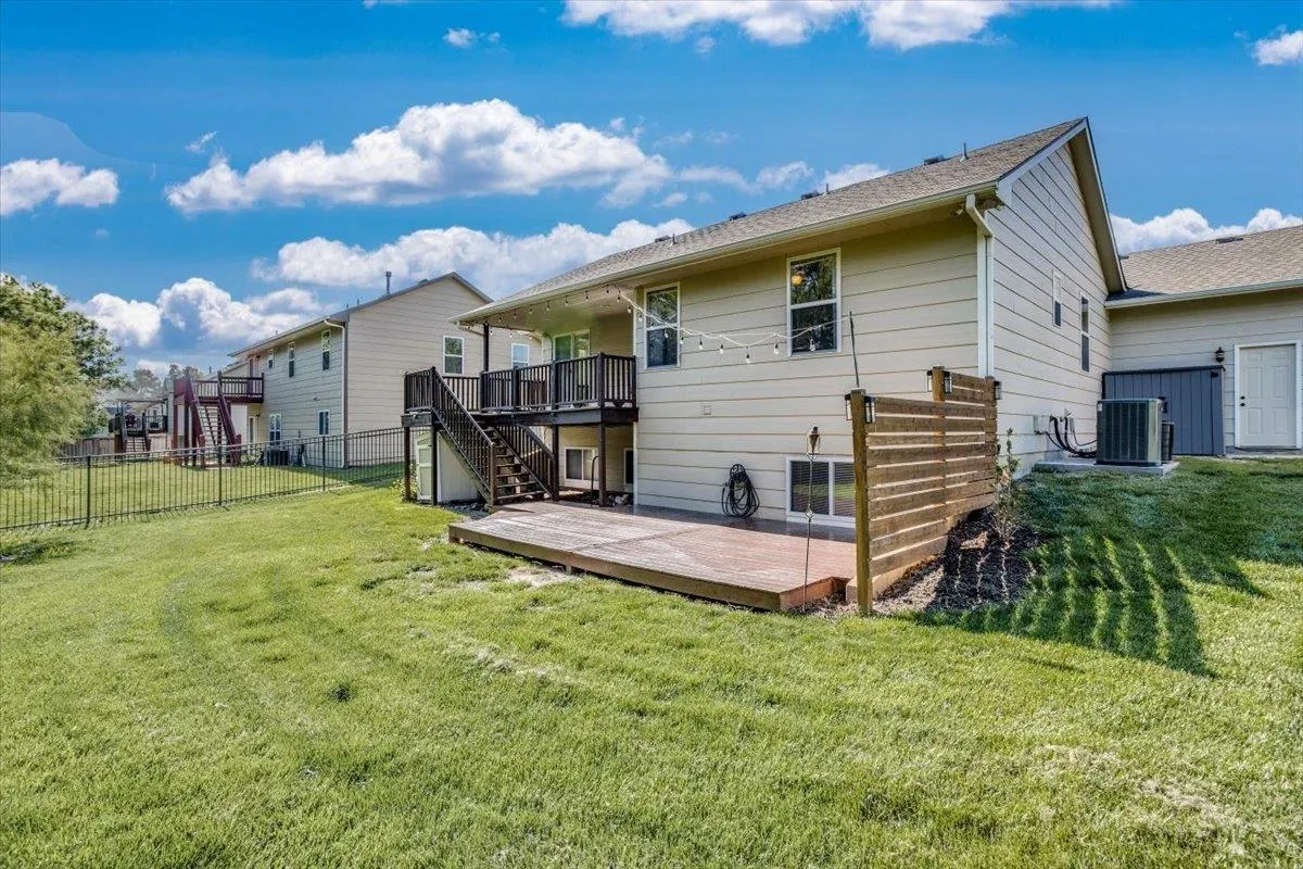 Wichita, Kansas 67226, United States, 4 Bedrooms Bedrooms, ,3 BathroomsBathrooms,Residential,Pending,130136