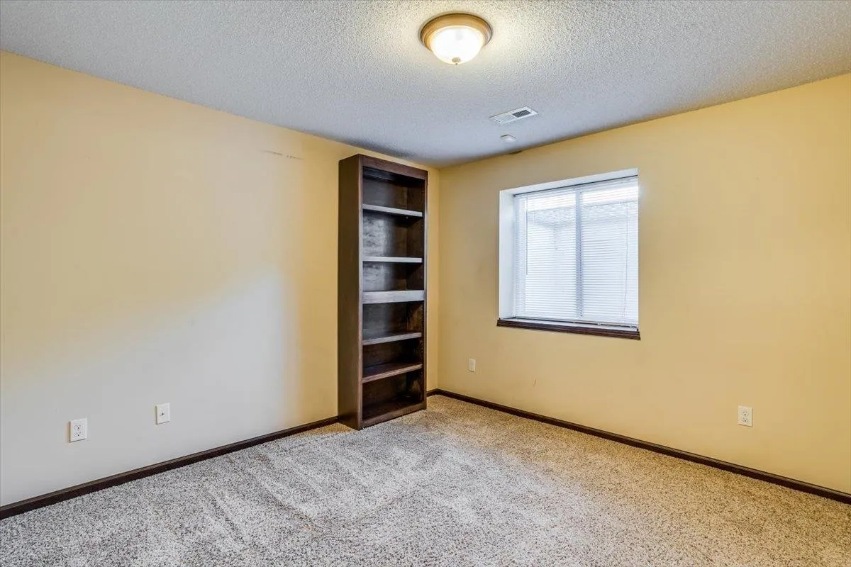 Wichita, Kansas 67226, United States, 4 Bedrooms Bedrooms, ,3 BathroomsBathrooms,Residential,Pending,130136