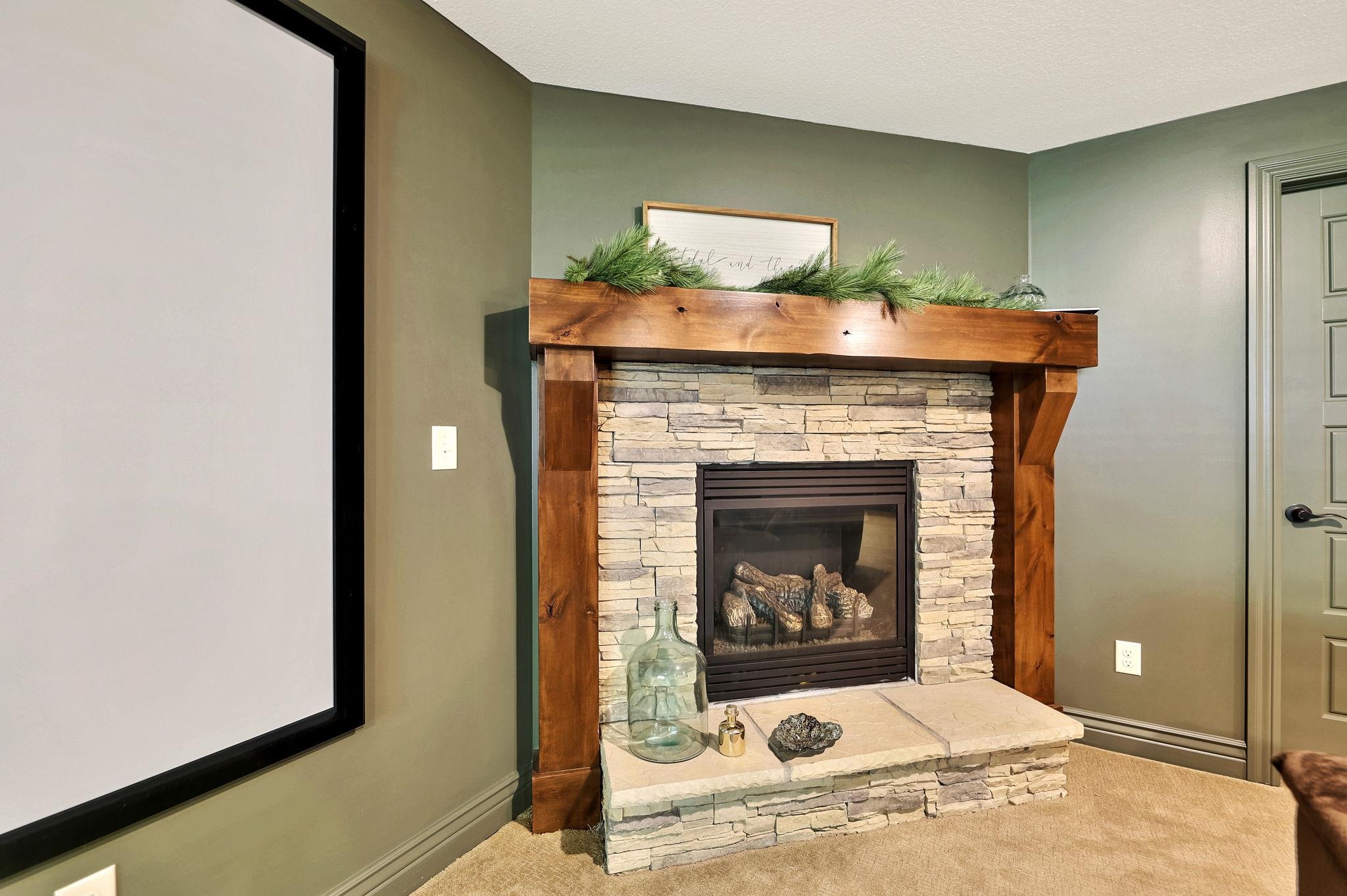 Wichita, Kansas 67206, United States, 5 Bedrooms Bedrooms, ,3 BathroomsBathrooms,Residential,Pending,62382