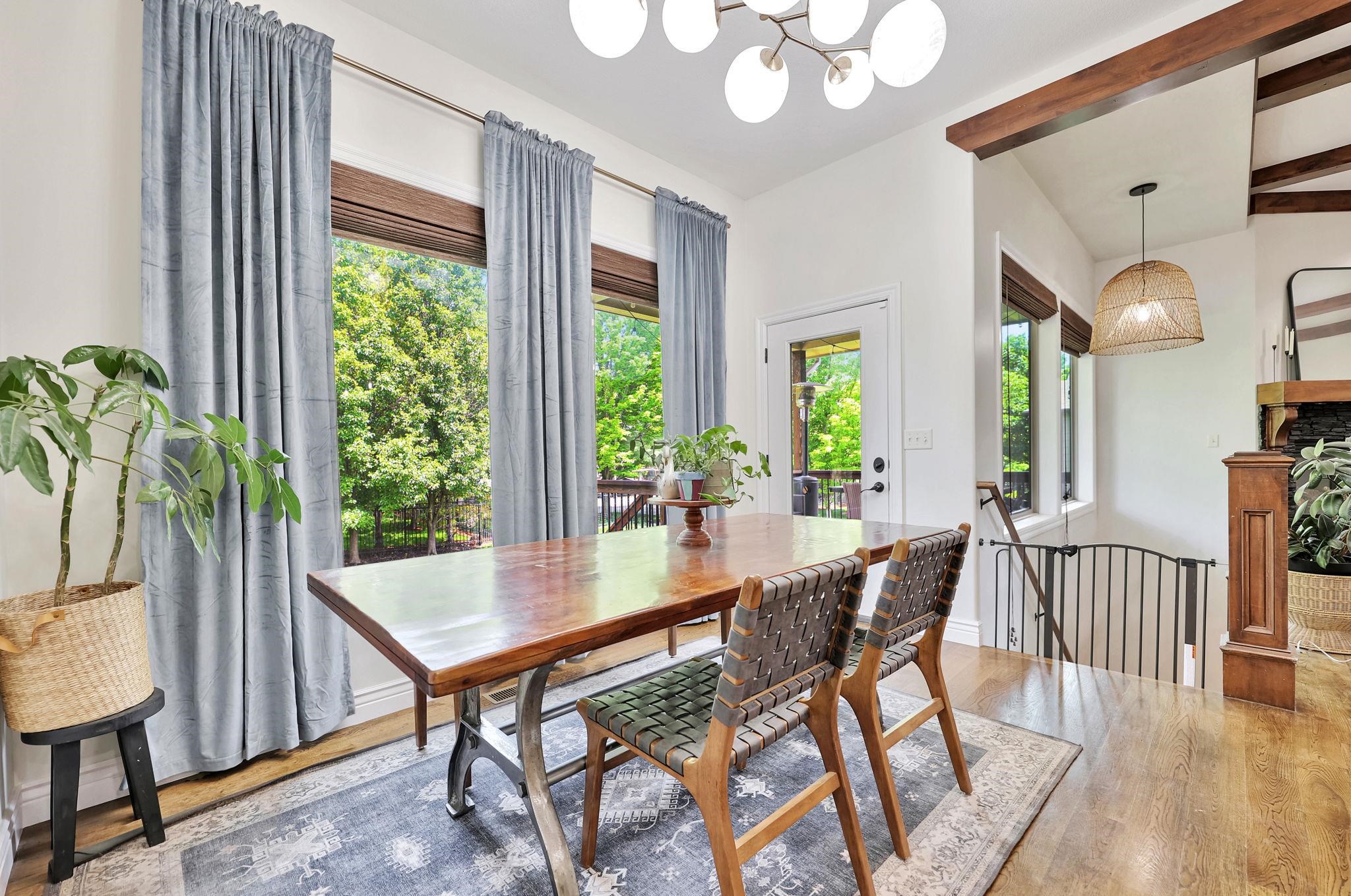 Wichita, Kansas 67206, United States, 5 Bedrooms Bedrooms, ,3 BathroomsBathrooms,Residential,Pending,62382