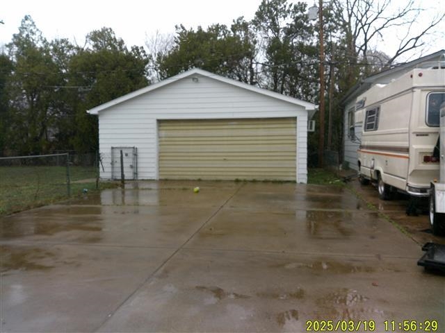 1021 Dover Dr, Salina, Kansas image 2