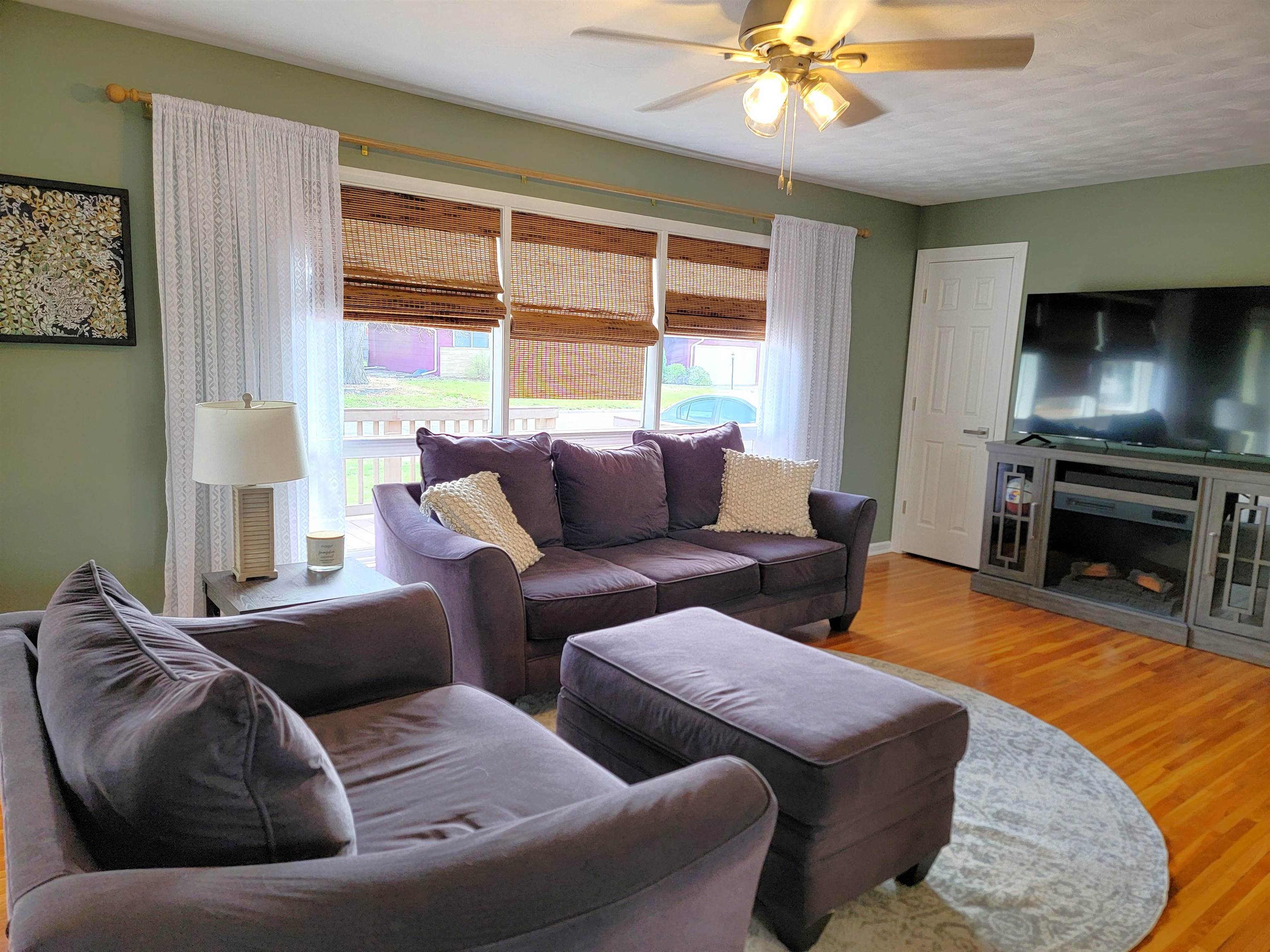1019 Manor Rd, Salina, Kansas image 3