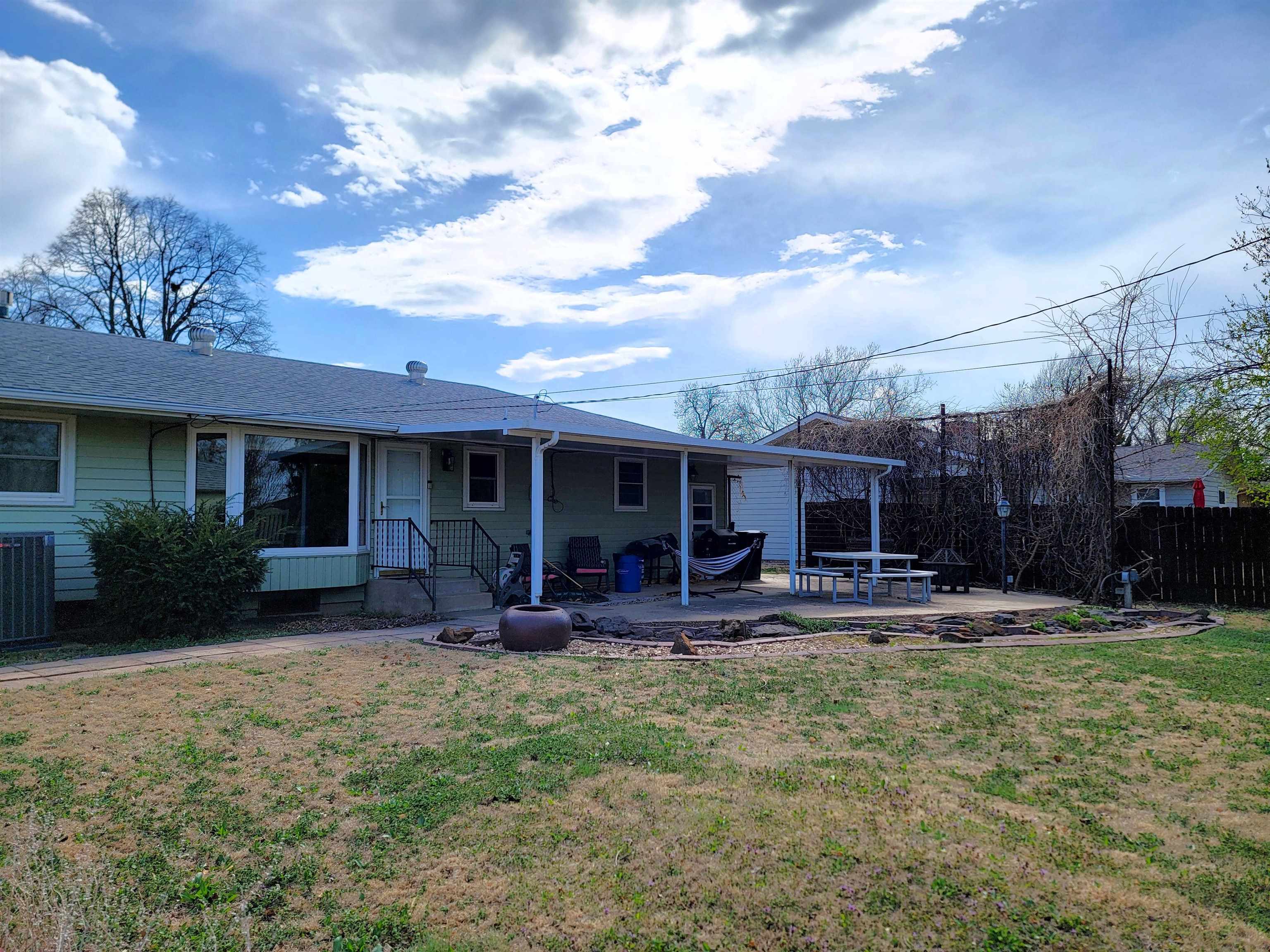 1019 Manor Rd, Salina, Kansas image 23