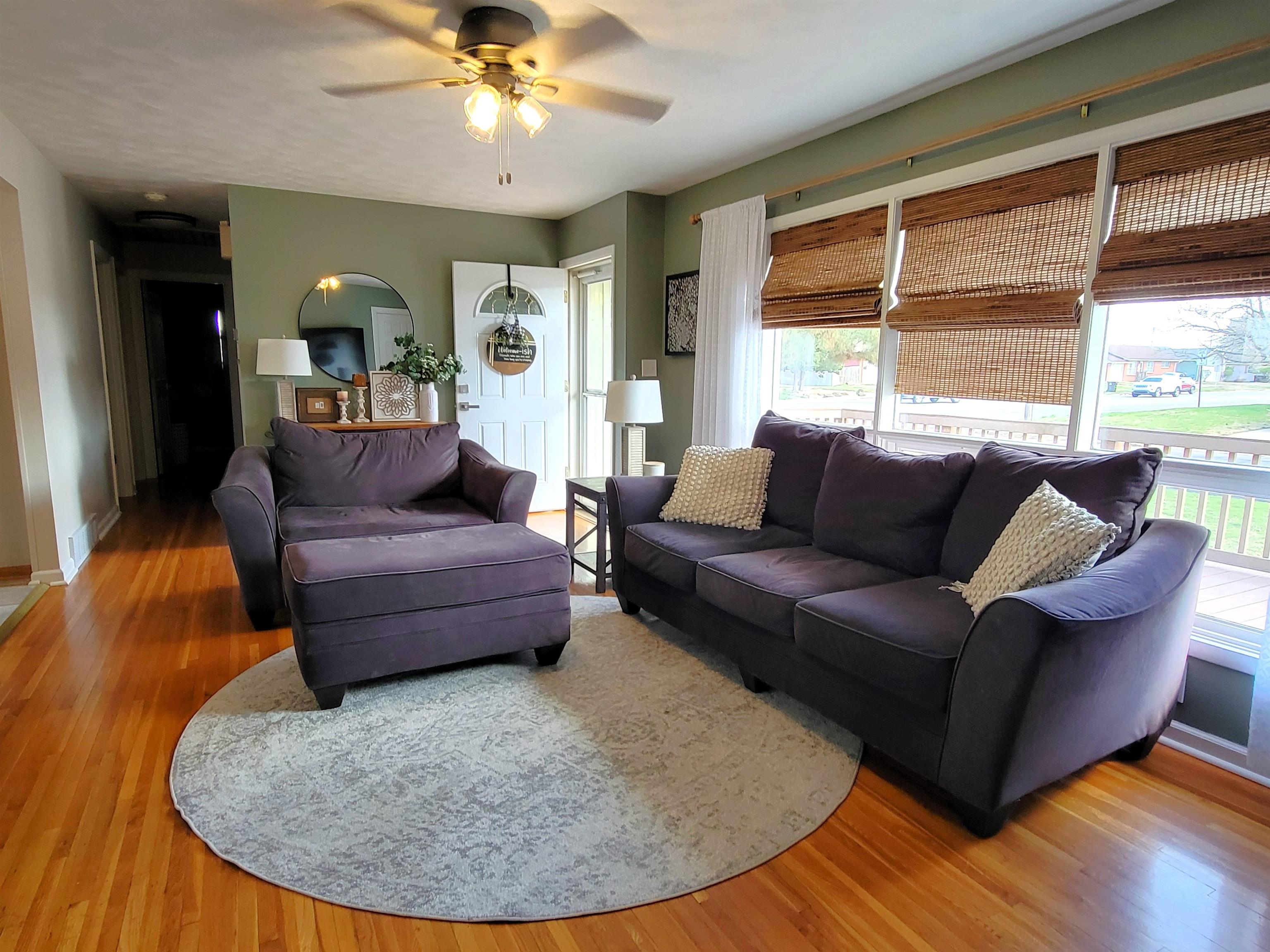 1019 Manor Rd, Salina, Kansas image 4