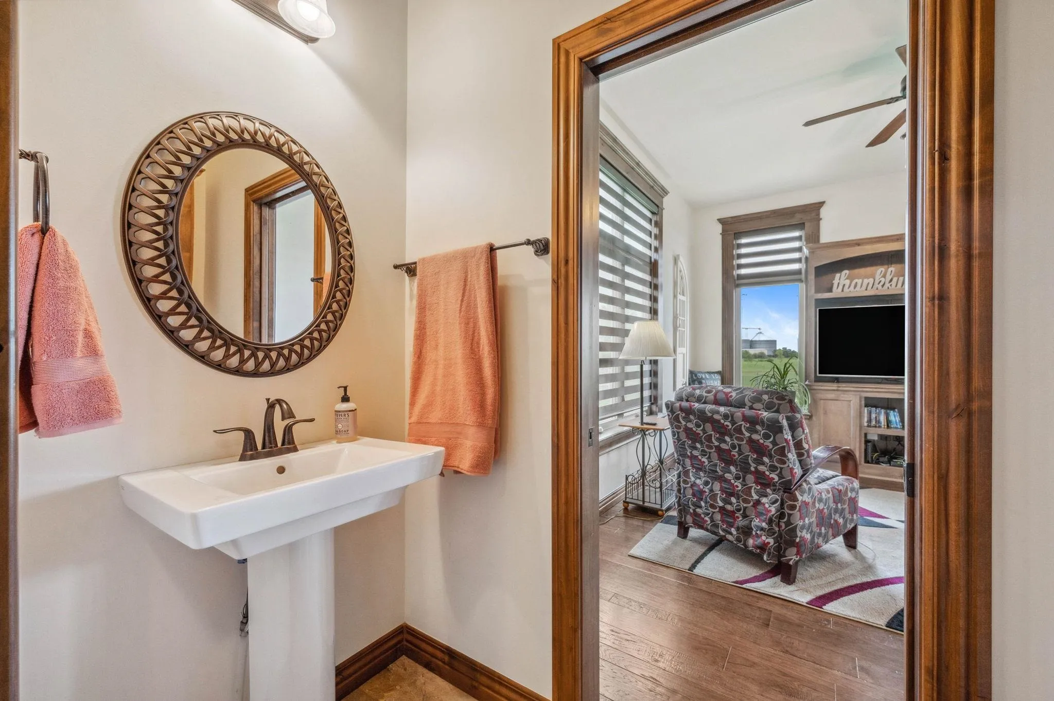 Colwich, Kansas 67030, United States, 4 Bedrooms Bedrooms, ,4 BathroomsBathrooms,Residential,Pending,144200