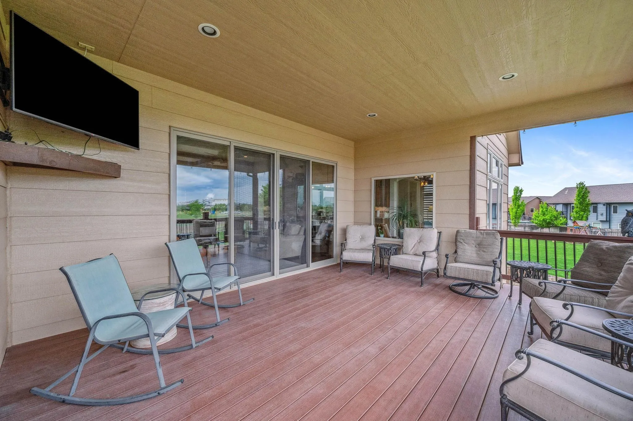 Colwich, Kansas 67030, United States, 4 Bedrooms Bedrooms, ,4 BathroomsBathrooms,Residential,Pending,144200