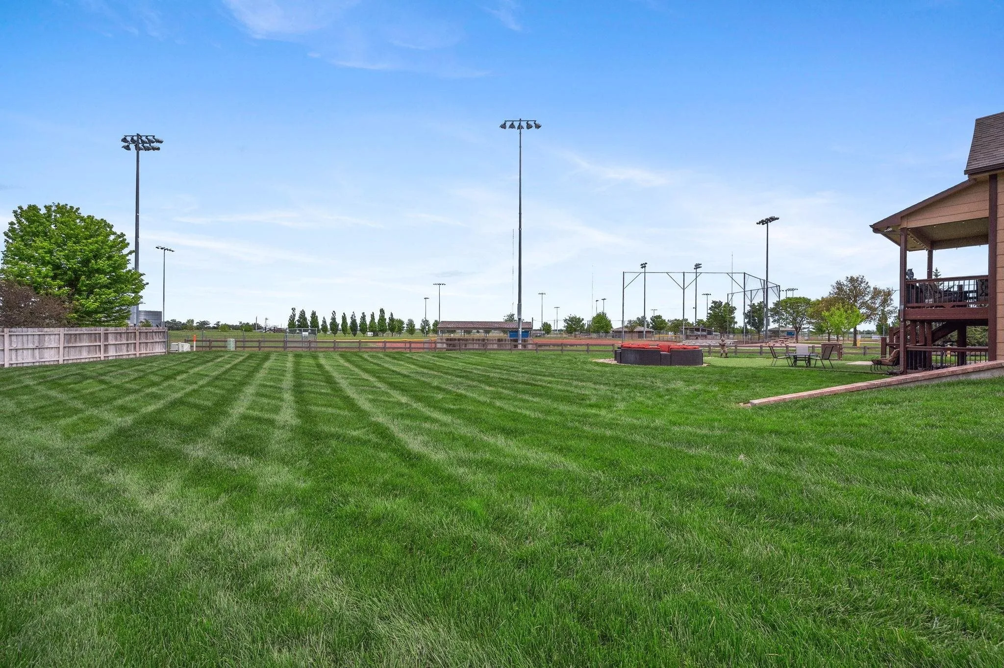 Colwich, Kansas 67030, United States, 4 Bedrooms Bedrooms, ,4 BathroomsBathrooms,Residential,Pending,144200