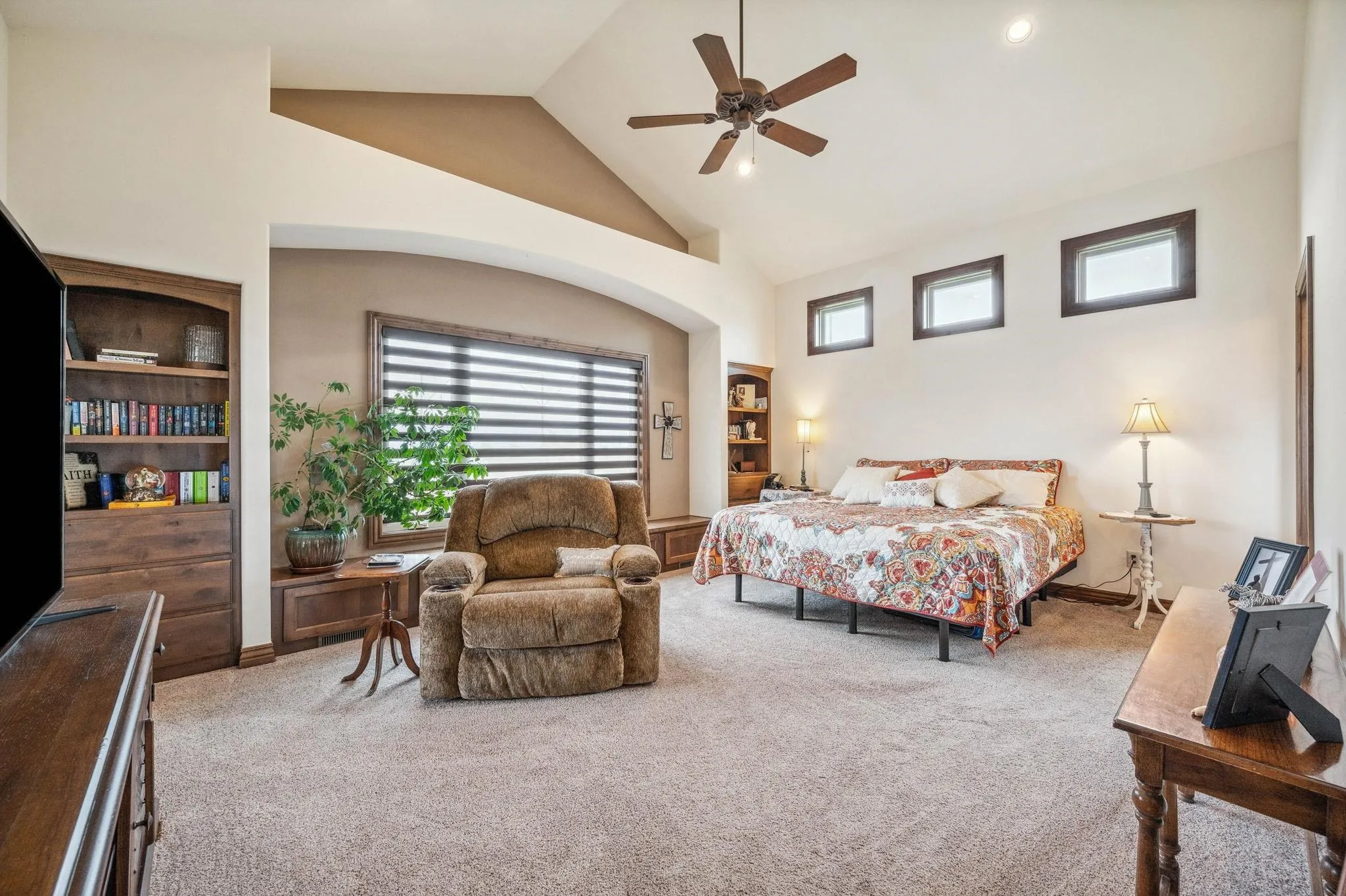 Colwich, Kansas 67030, United States, 4 Bedrooms Bedrooms, ,4 BathroomsBathrooms,Residential,Pending,144200