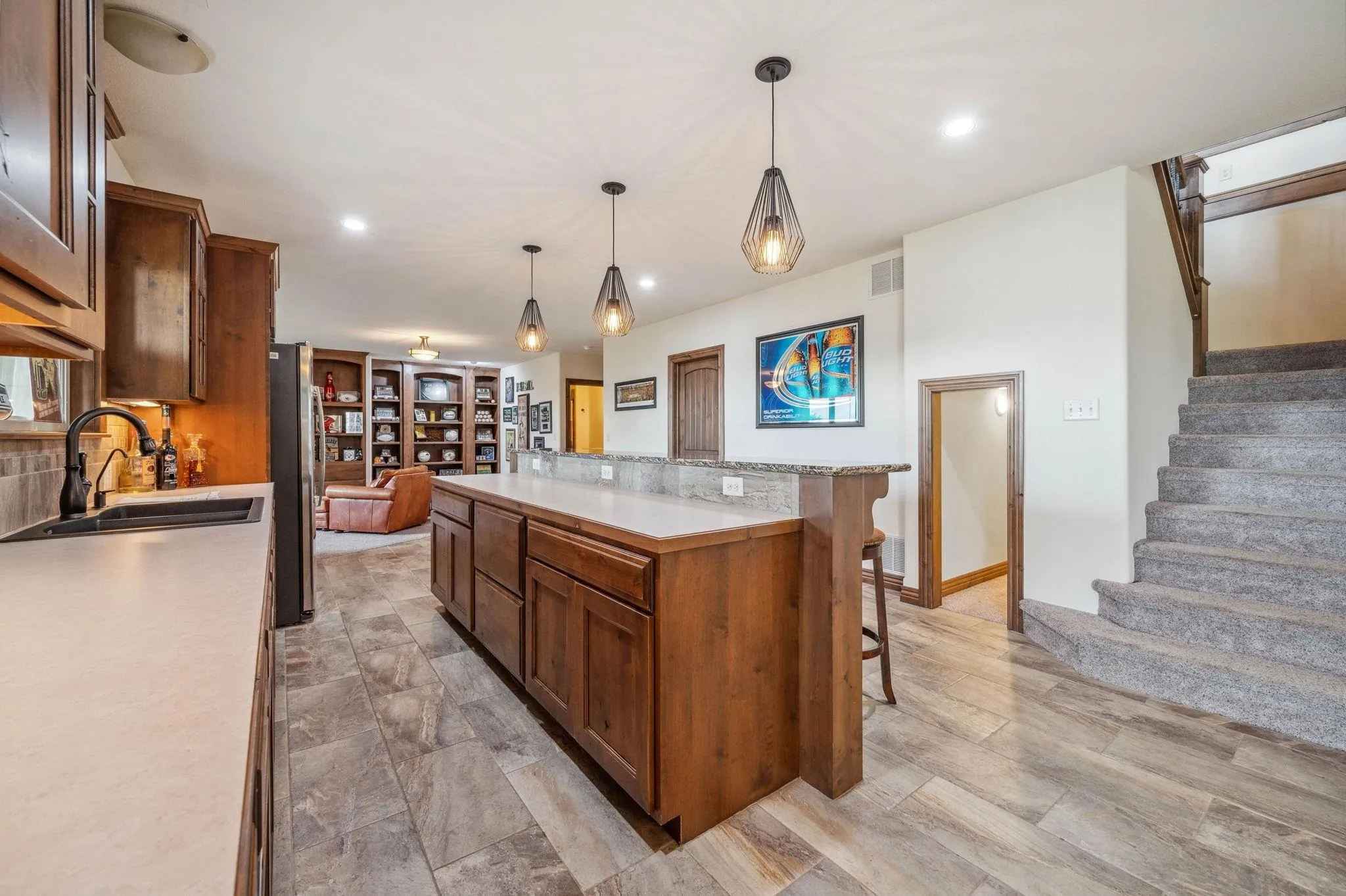 Colwich, Kansas 67030, United States, 4 Bedrooms Bedrooms, ,4 BathroomsBathrooms,Residential,Pending,144200