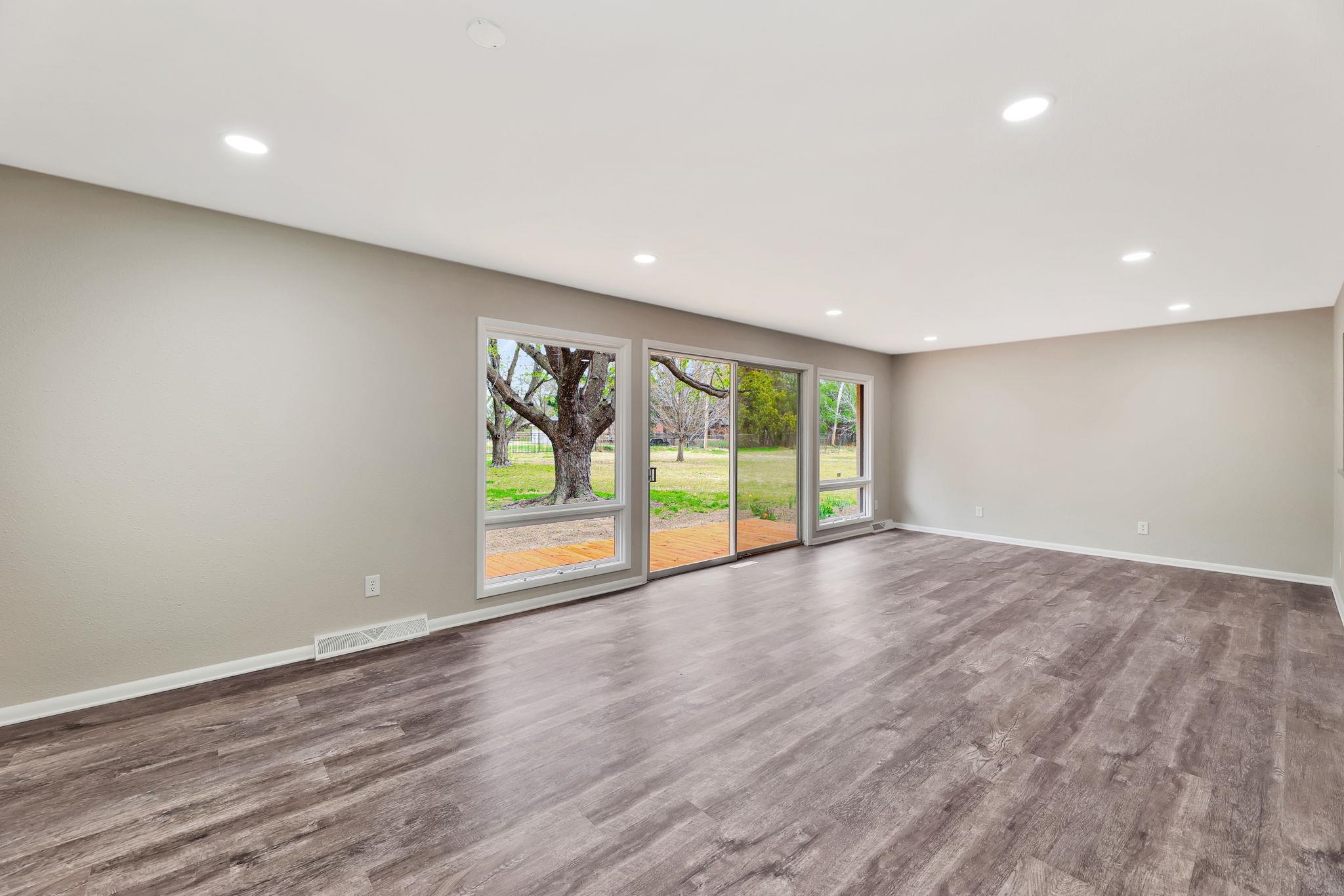 936 S Dowell Ter, Wichita, Kansas image 6