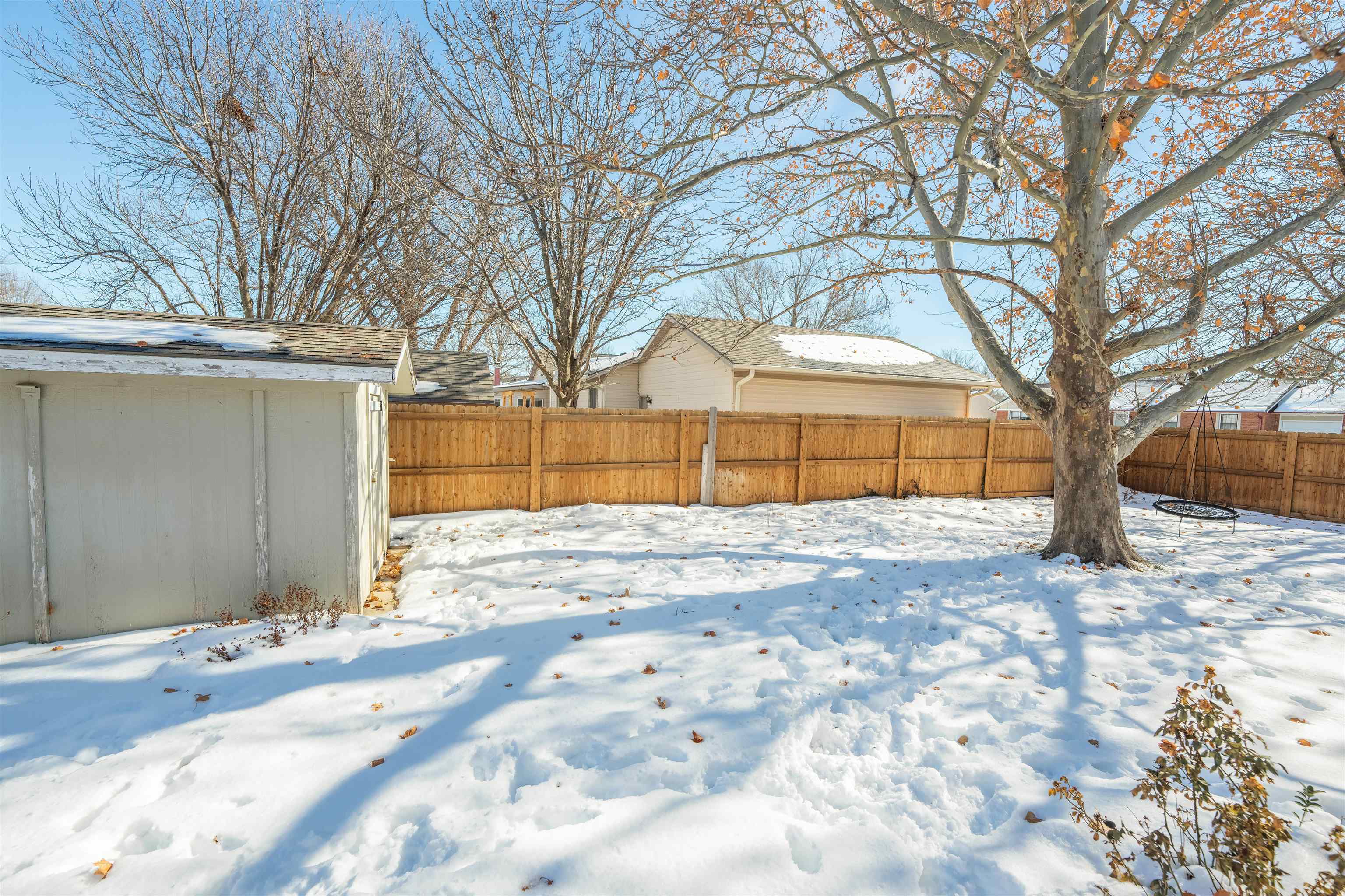 2623 Colonial Ln, Salina, Kansas image 31