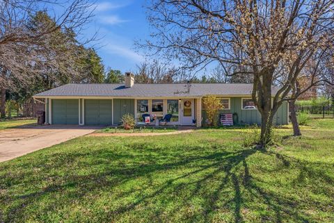 Homes For Sale - 420 S Topaz Lane<br/> Sedgwick County, Wichita, KS 67209