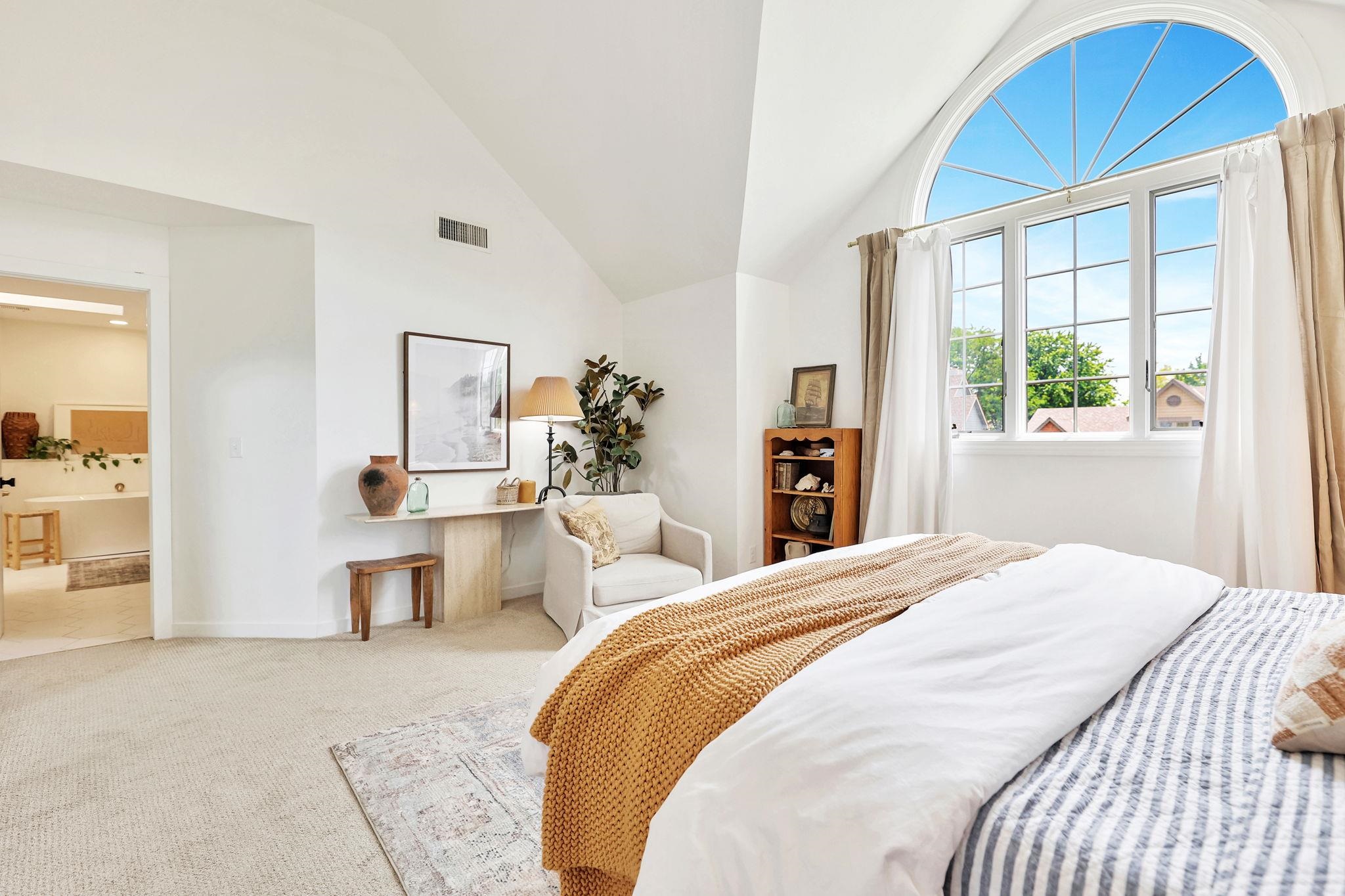 Wichita, Kansas 67226, United States, 5 Bedrooms Bedrooms, ,4 BathroomsBathrooms,Residential,Pending,57653