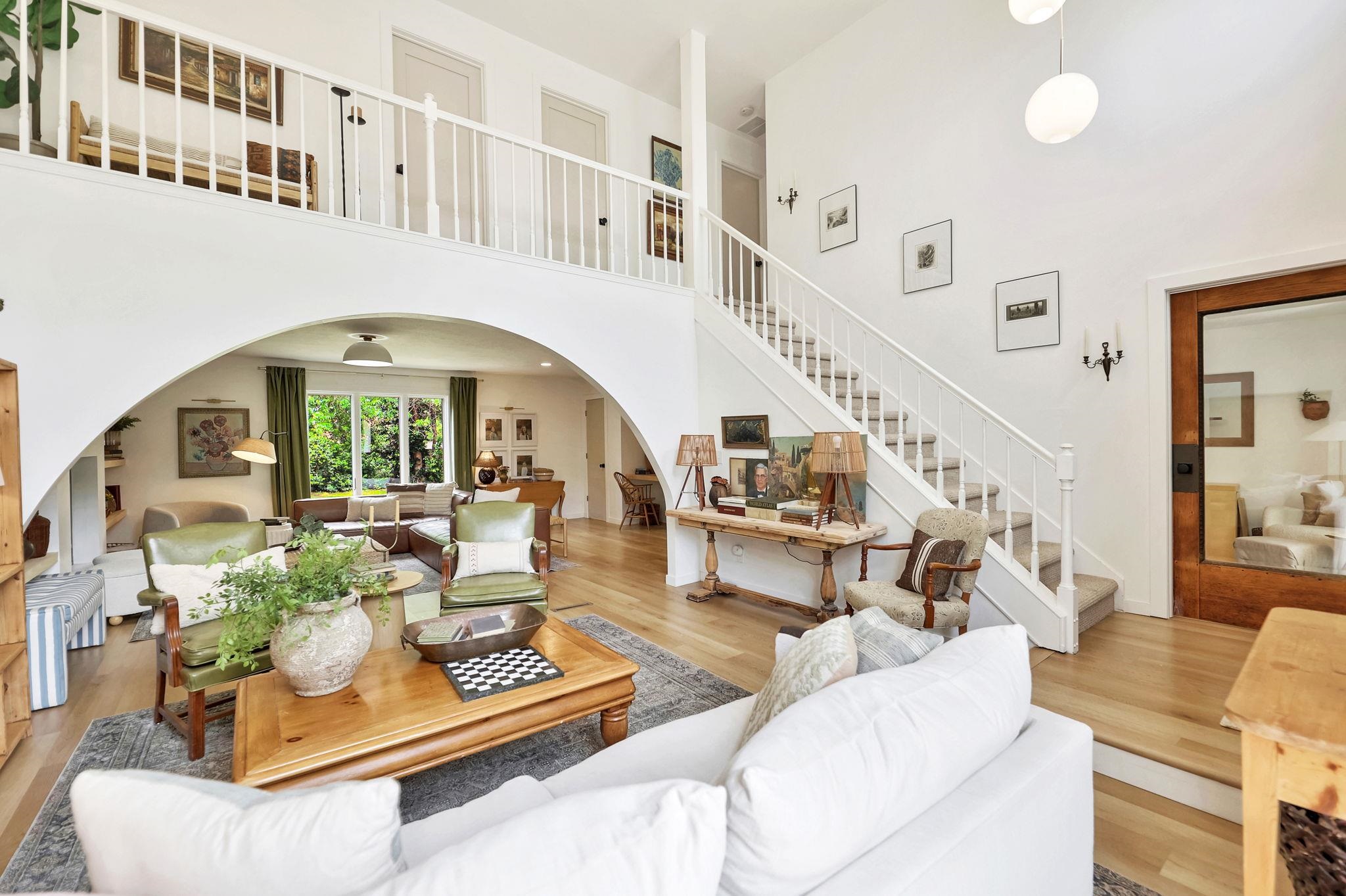 Wichita, Kansas 67226, United States, 5 Bedrooms Bedrooms, ,4 BathroomsBathrooms,Residential,Pending,57653