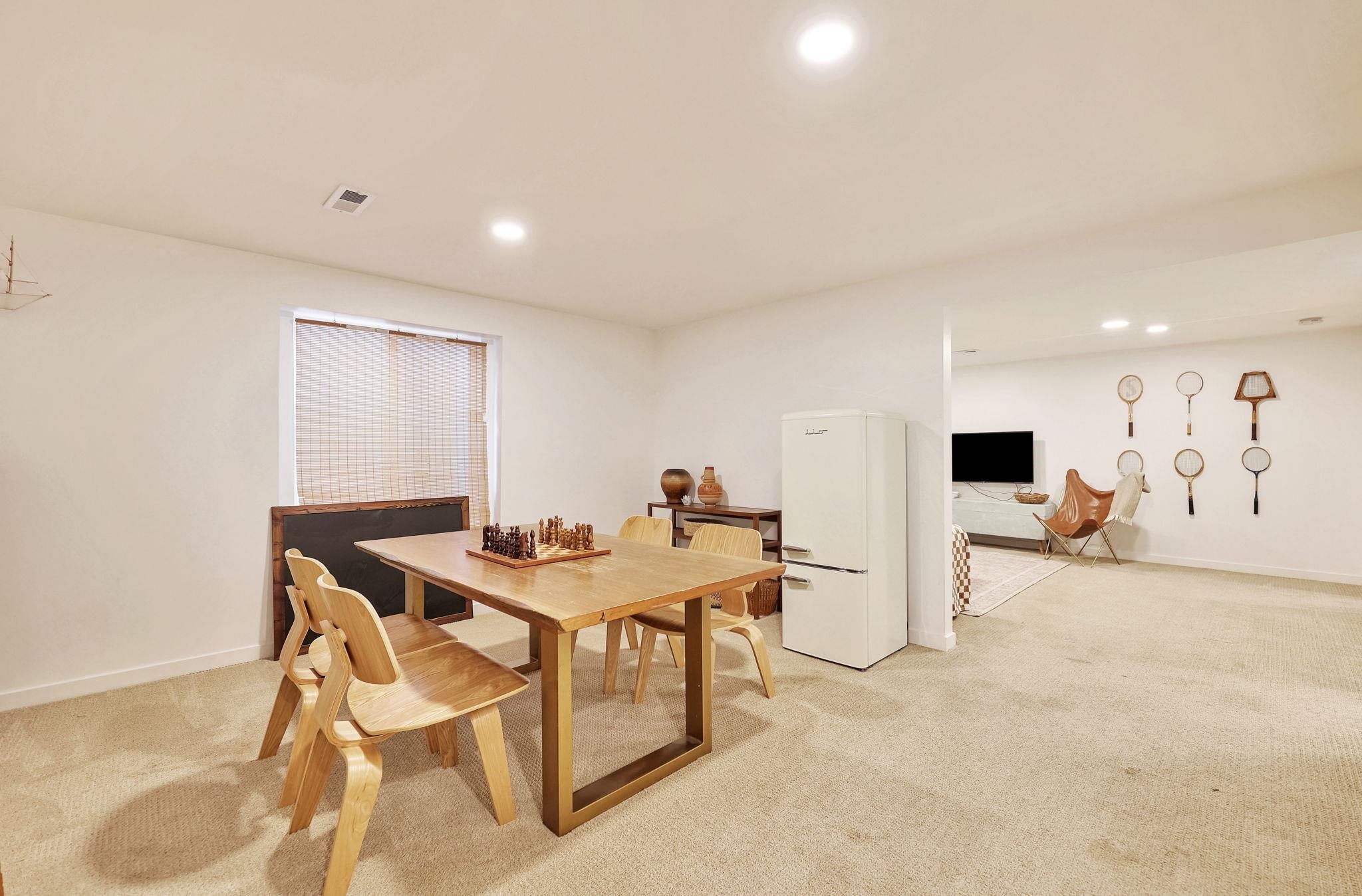 Wichita, Kansas 67226, United States, 5 Bedrooms Bedrooms, ,4 BathroomsBathrooms,Residential,Pending,57653