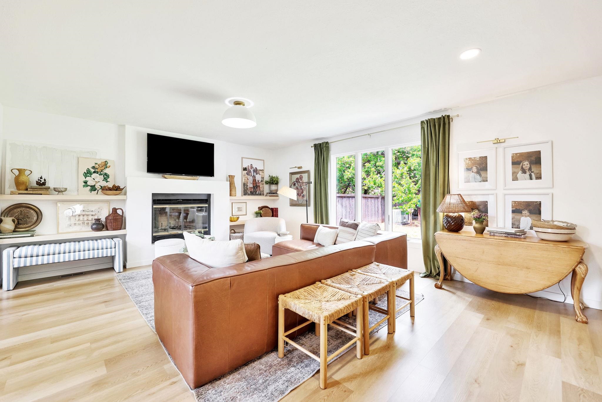 Wichita, Kansas 67226, United States, 5 Bedrooms Bedrooms, ,4 BathroomsBathrooms,Residential,Pending,57653