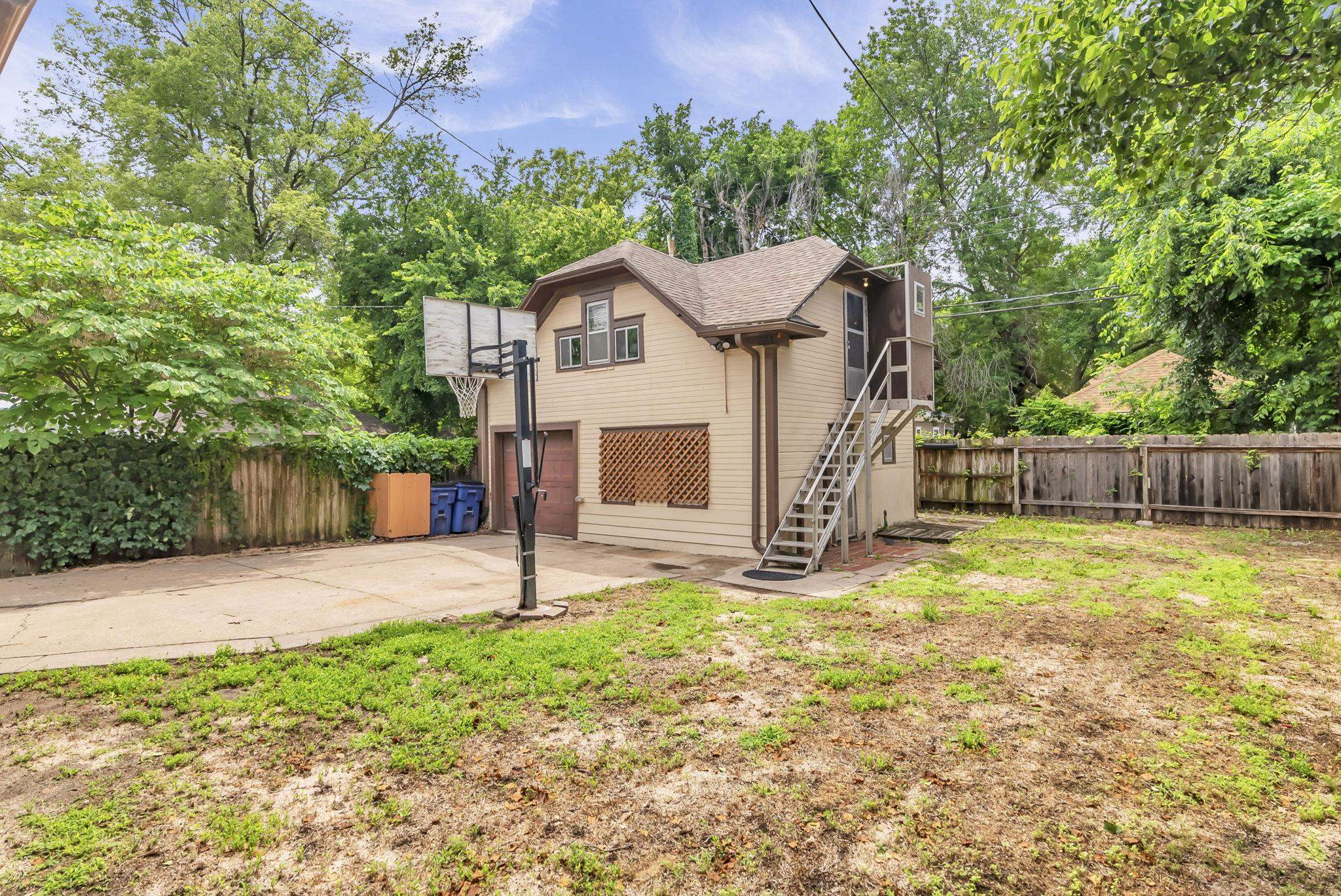 123 S Chautauqua Ave, Wichita, Kansas image 24