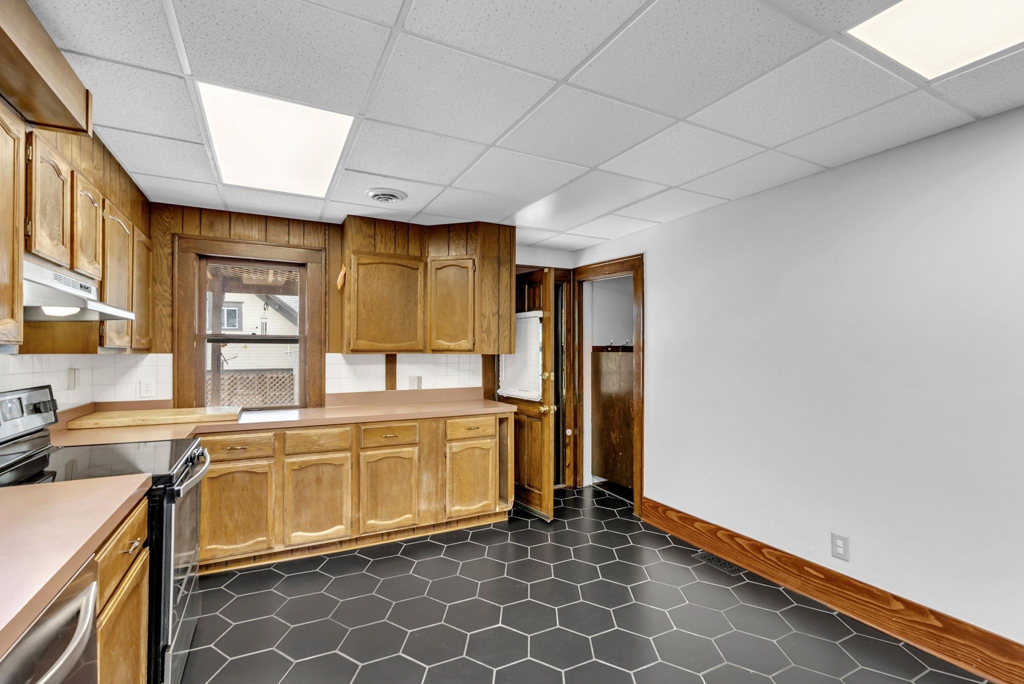 123 S Chautauqua Ave, Wichita, Kansas image 12