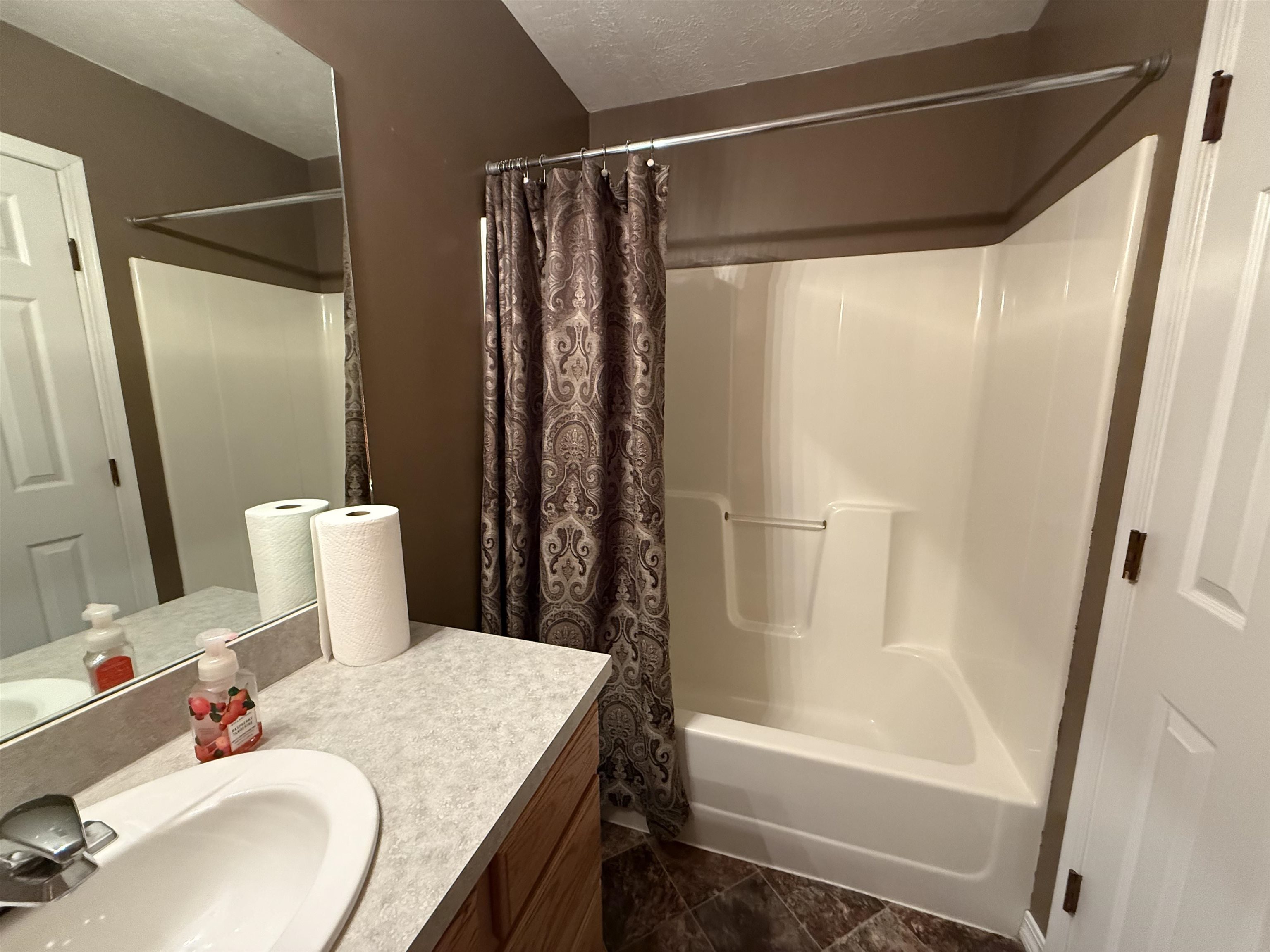 2162 S Ohio St, Salina, Kansas image 21