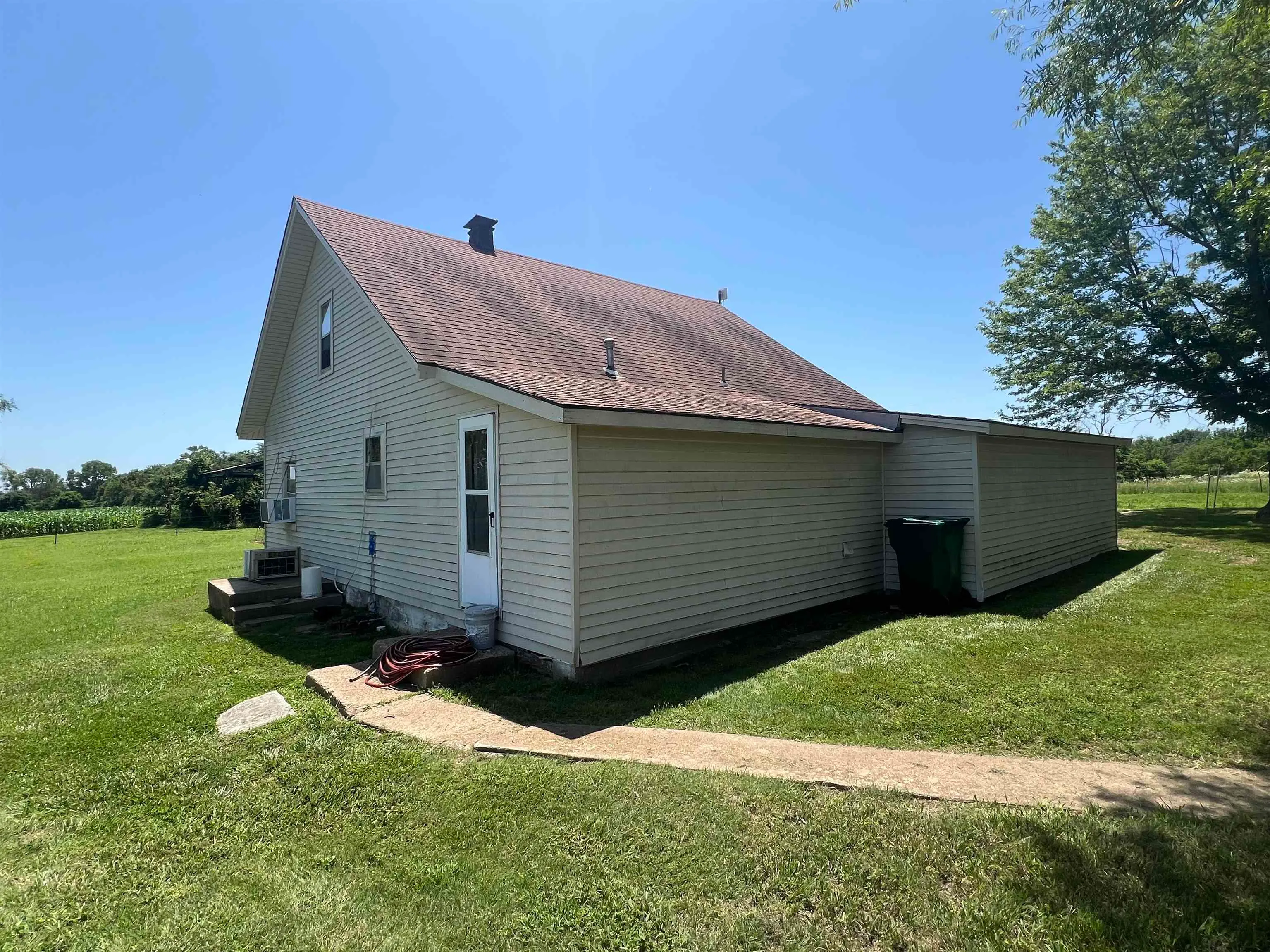 Atlanta, Kansas 67008, United States, 3 Bedrooms Bedrooms, ,1 BathroomBathrooms,Residential,Pending,190534