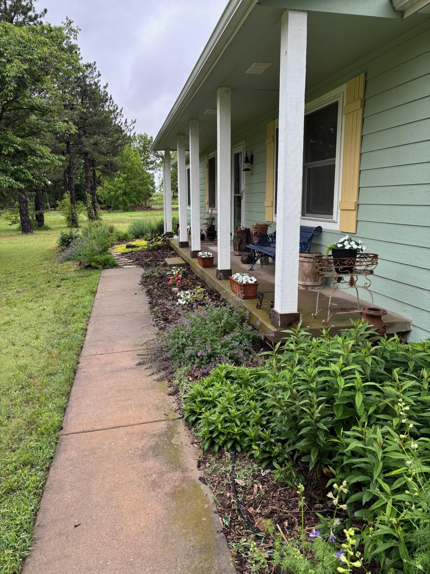 515 W 38th N St, Wichita, Kansas image 2